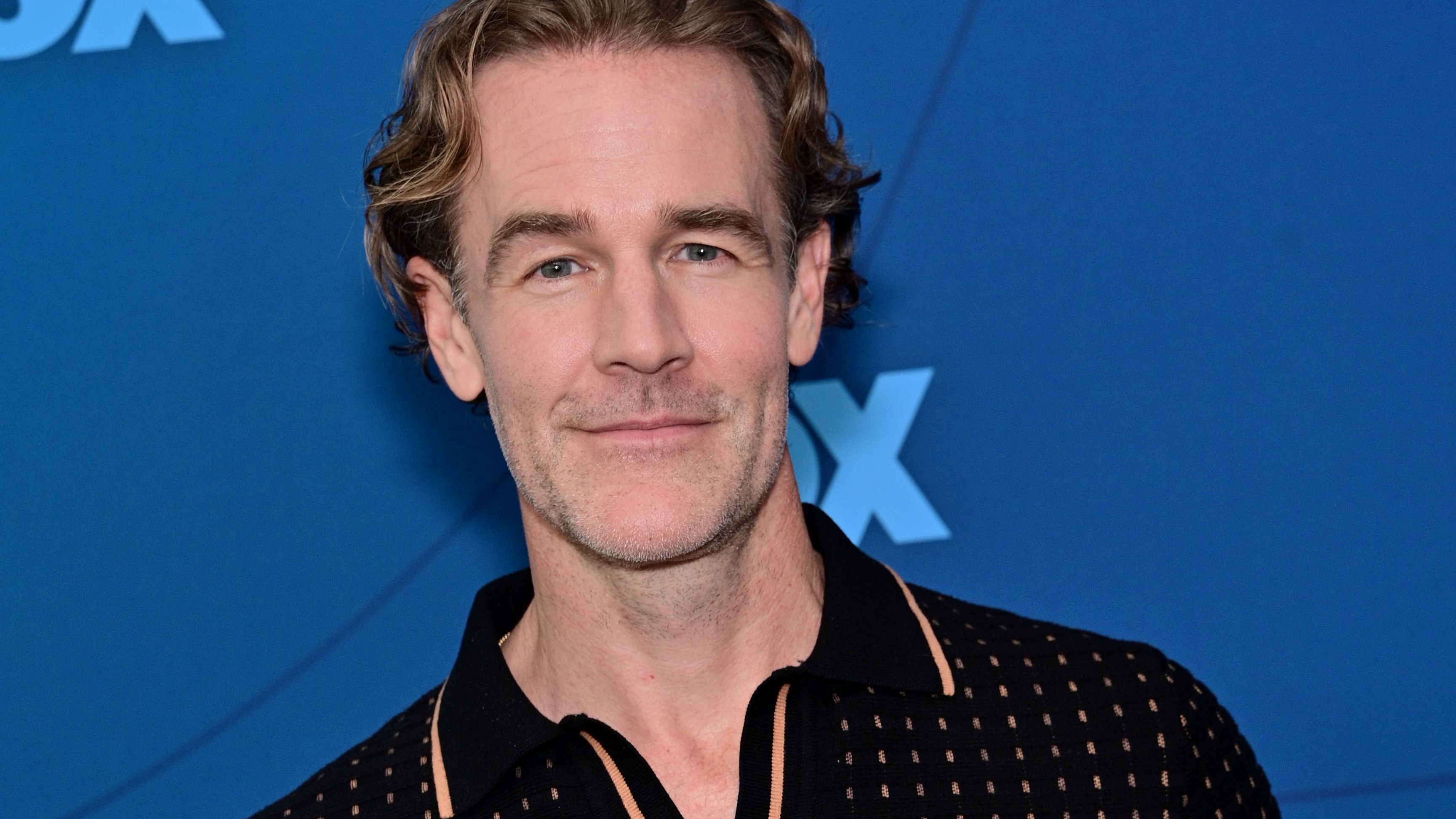 Ator de “Dawson’s Creek” vende camisetas para pagar tratamento contra o câncer