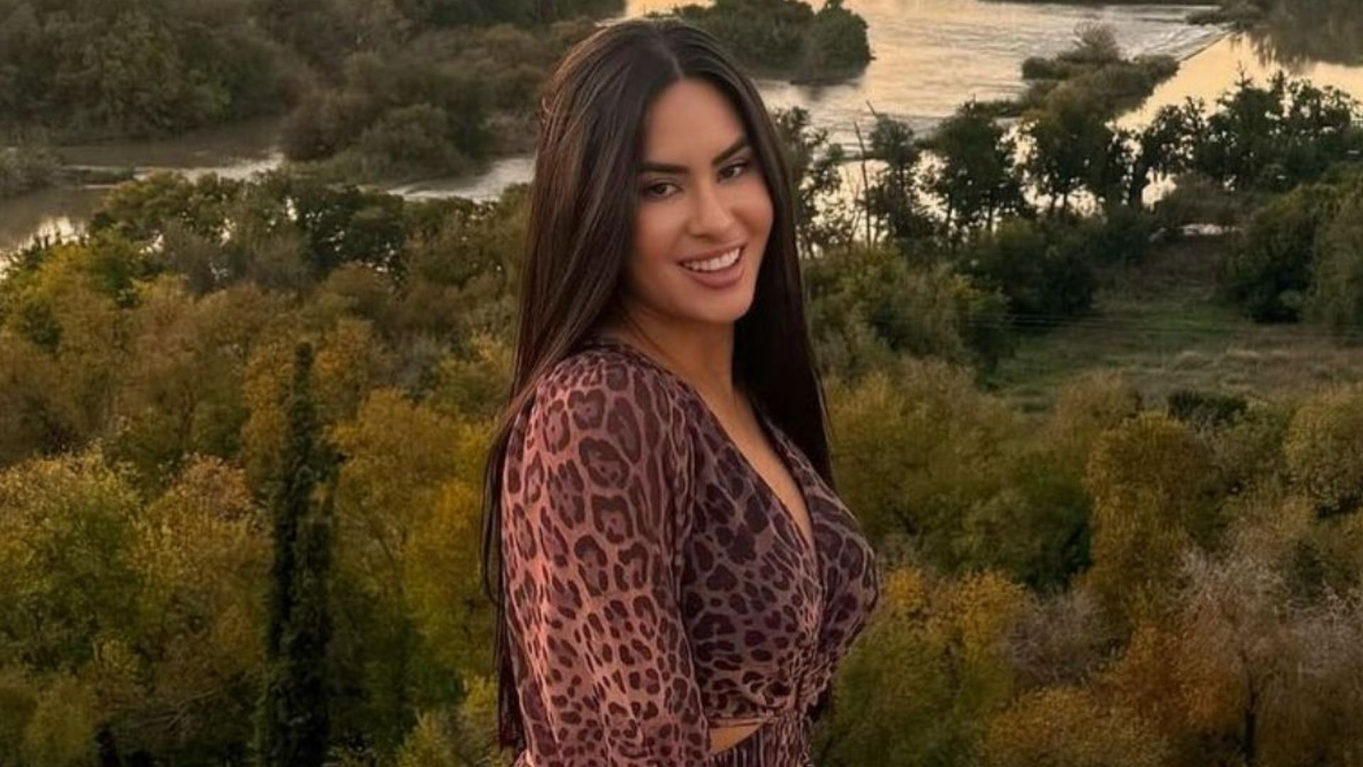 Nos preparativos para estrear como musa da Grande Rio, Isabelle Nogueira desabafa sobre procedimento estético