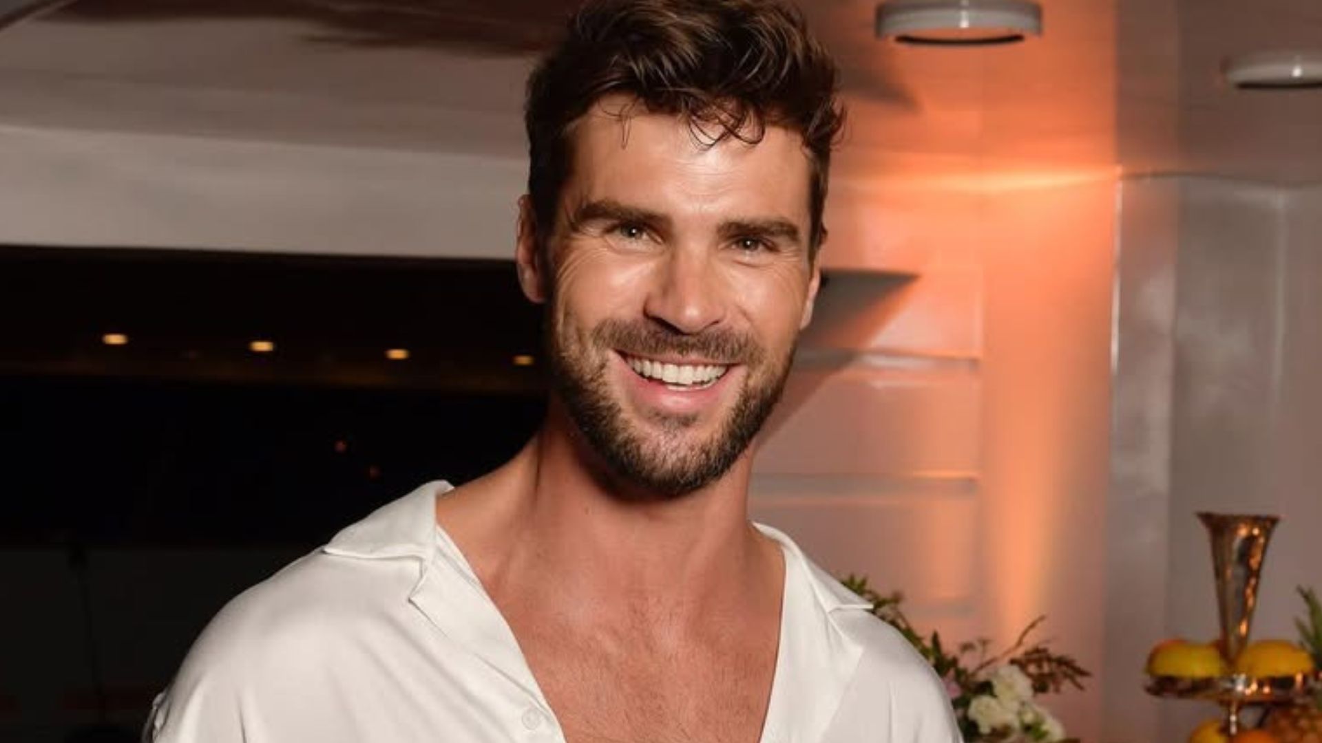 Ator José de la Torre, da série ‘Vis a Vis’, morre aos 37 anos