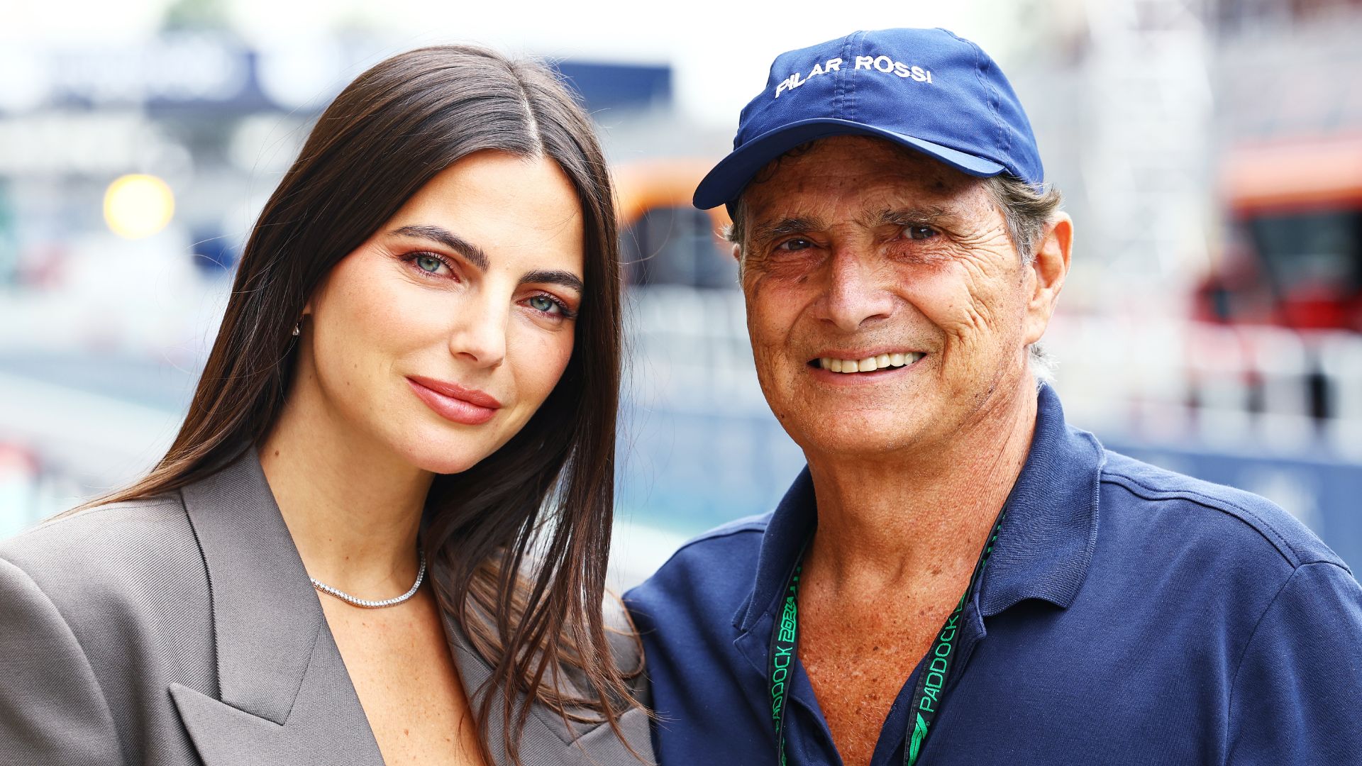 Grávida, filha de Nelson Piquet deixa a barriguinha à mostra ao celebrar aniversário
