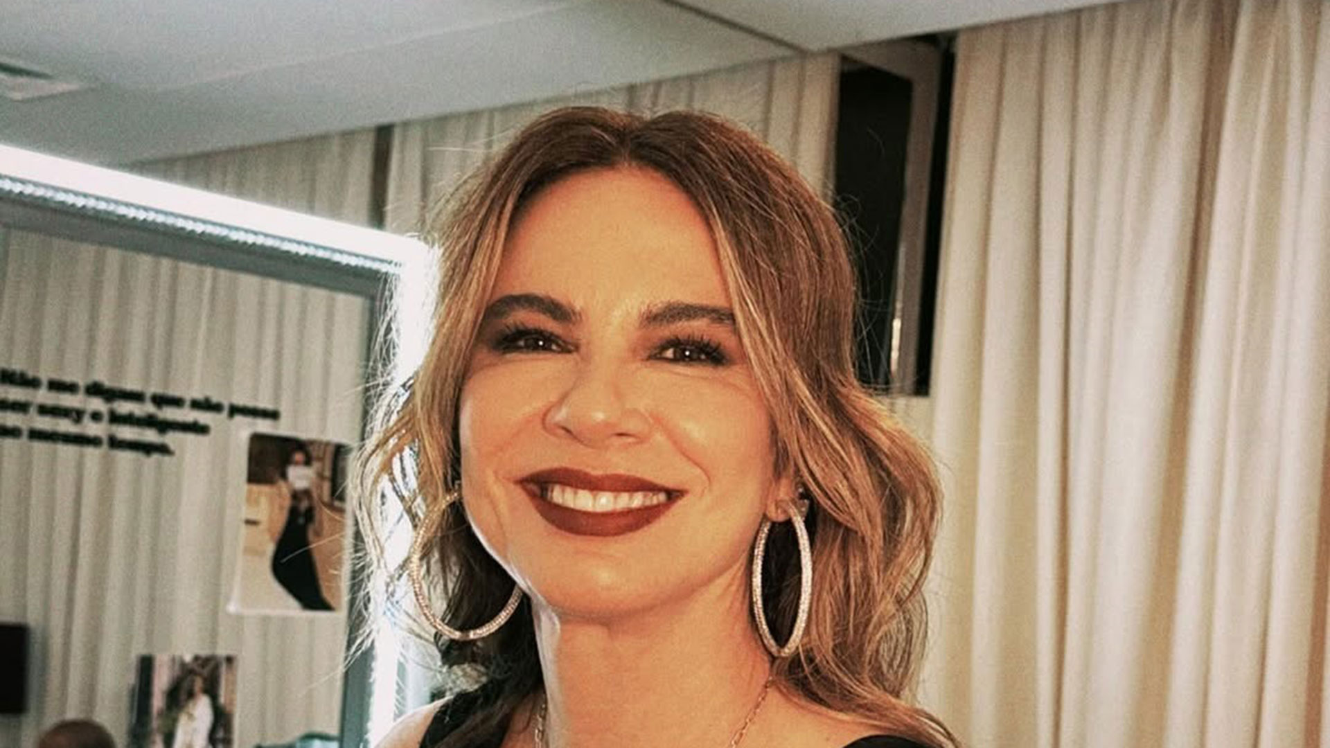 Luciana Gimenez surpreende ao contar que filho viaja na classe econômica