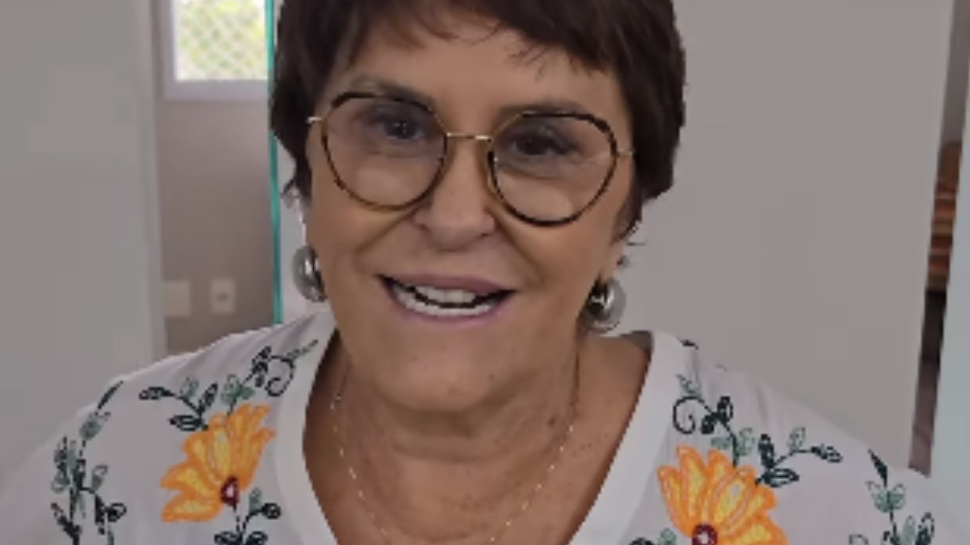 Márcia Sensitiva ensina simpatia para sorte na sexta-feira 13
