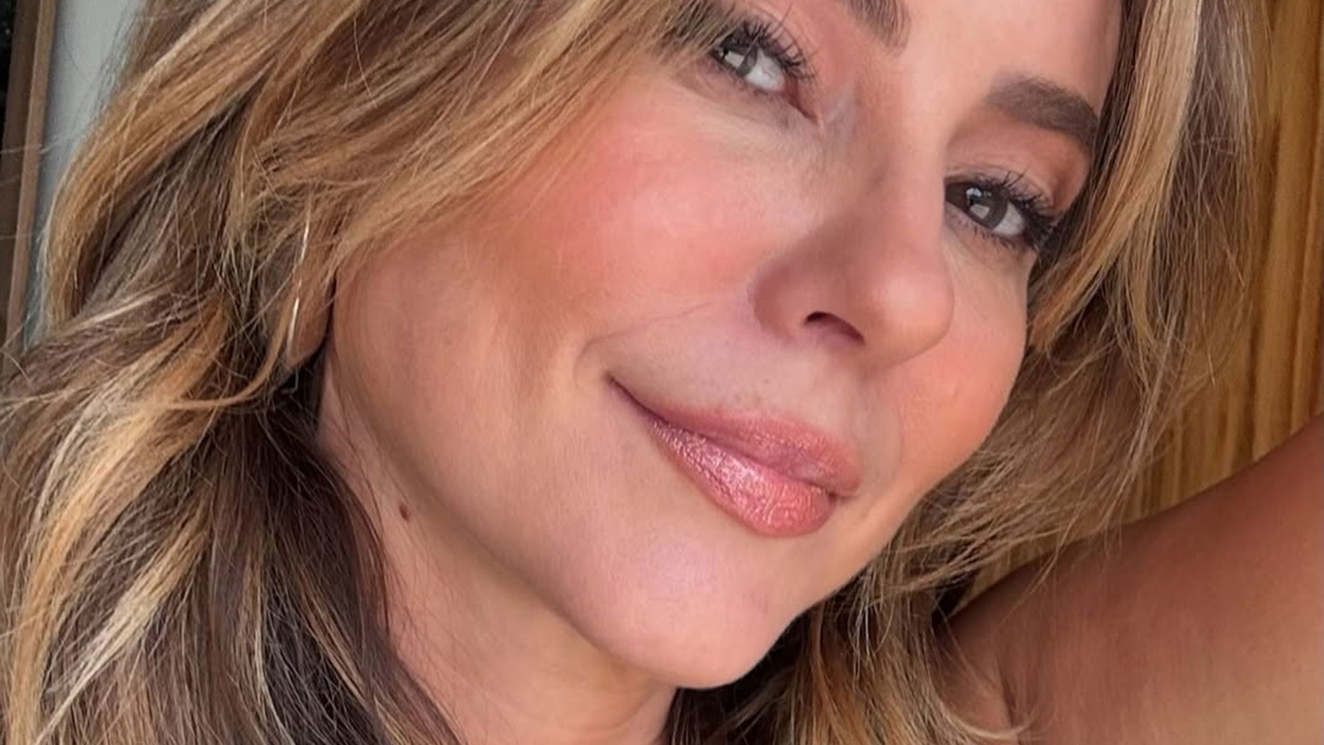 Paolla Oliveira se diverte ao ver comparações na web