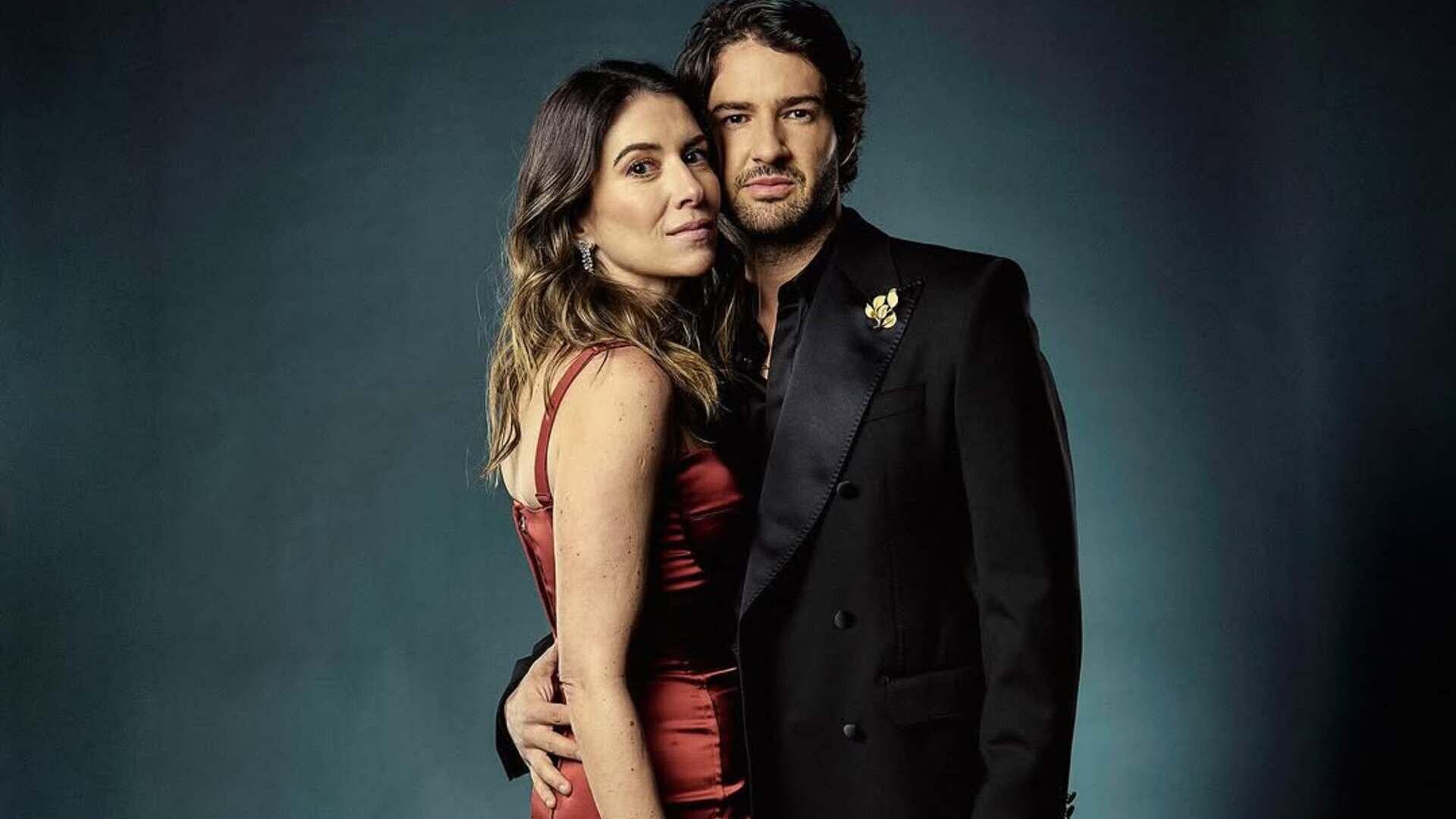 Rebeca Abravanel abre a intimidade e mostra evento com Alexandre Pato