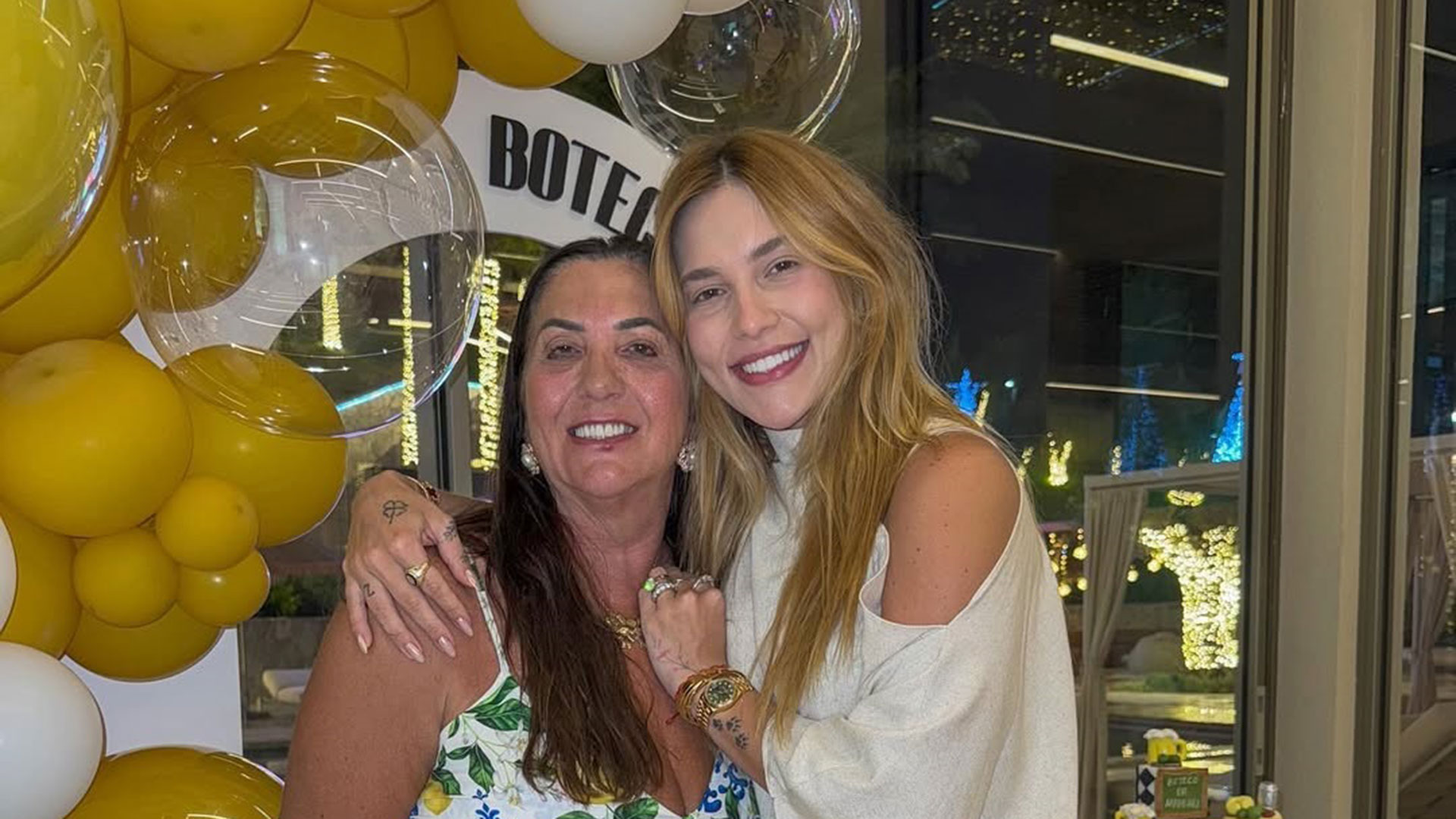 Virginia Fonseca homenageia a mãe e mostra detalhes da festa de aniversário