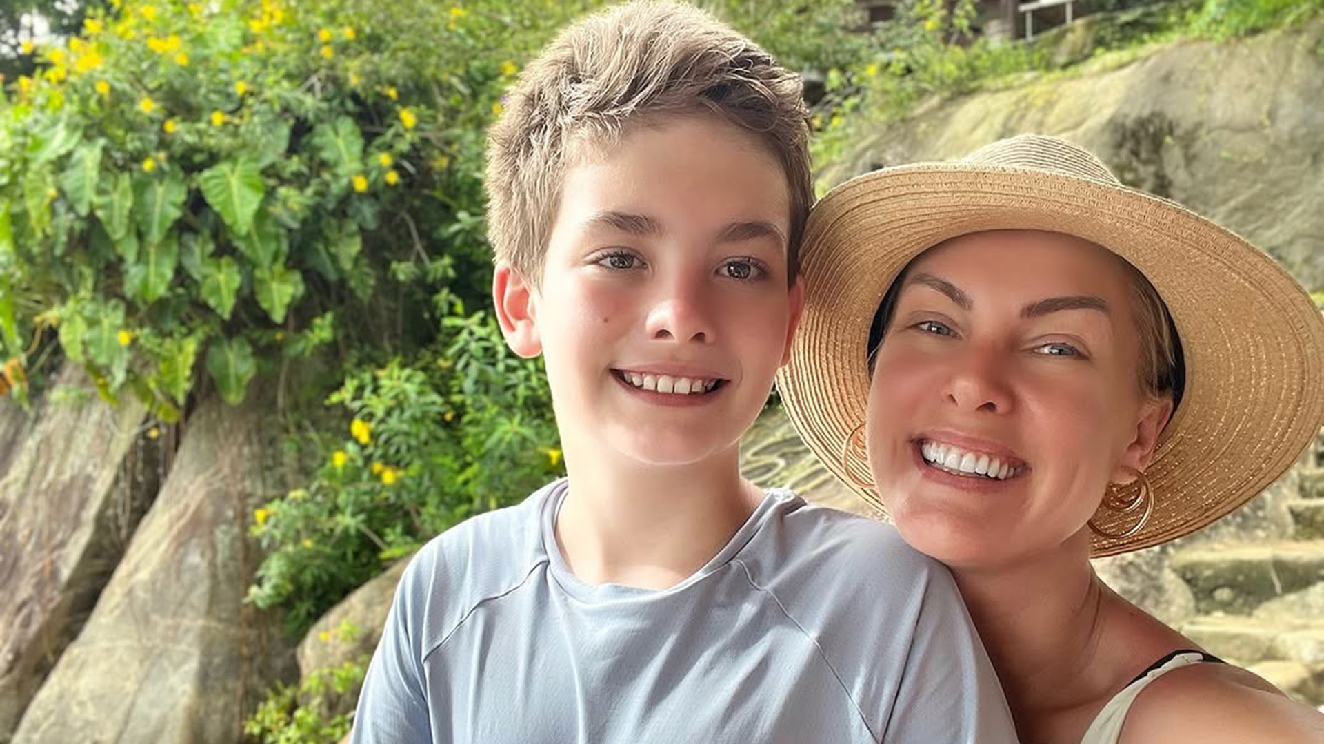 Ana Hickmann com o filho