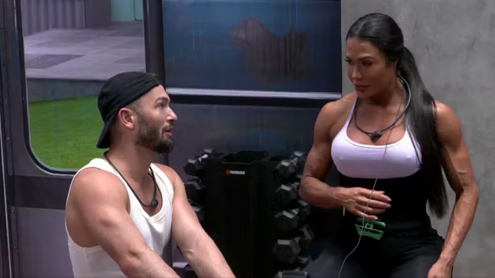 BBB 25: Gracyanne Barbosa comenta sobre botão da desistência: ‘Não é difícil surtar’