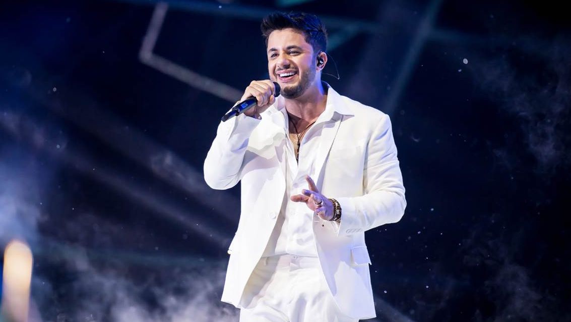 Cristiano Araújo completaria 39 anos hoje; cantor iniciou carreira aos nove anos