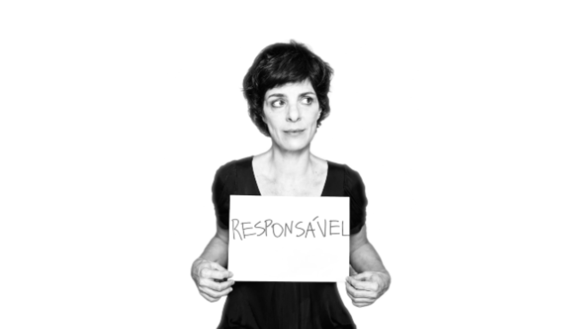 Isabel Guéron reflete sobre adaptação de seu livro para solo teatral: ‘Público é seu cúmplice’