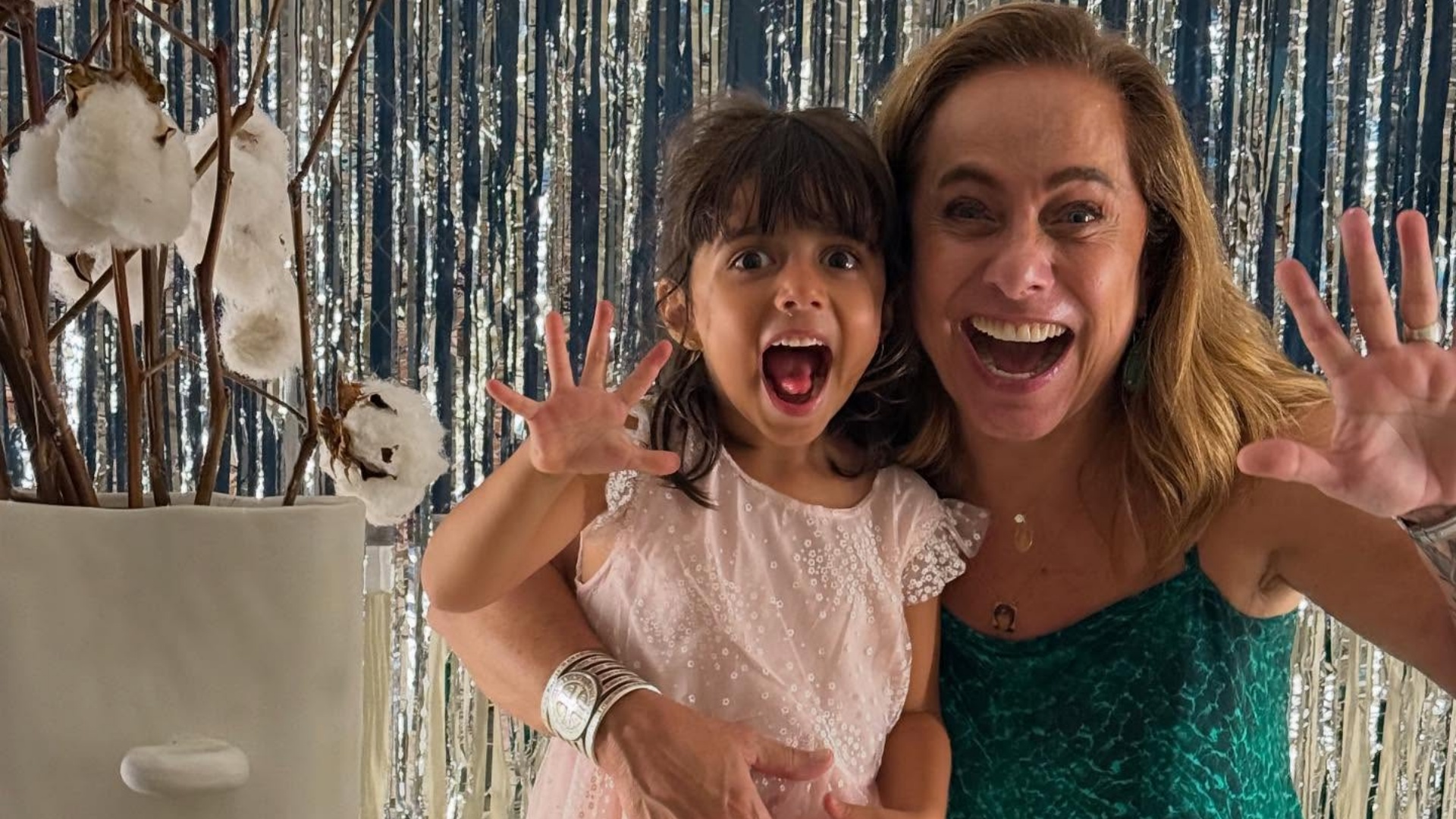 Cissa Guimarães se derrete ao mostrar festa de aniversário da neta: ‘Puro amor’