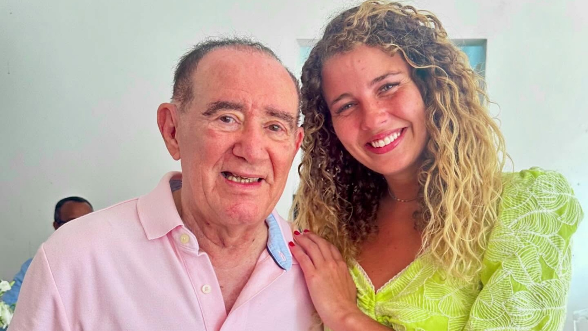 Renato Aragão e Debby Lagranha