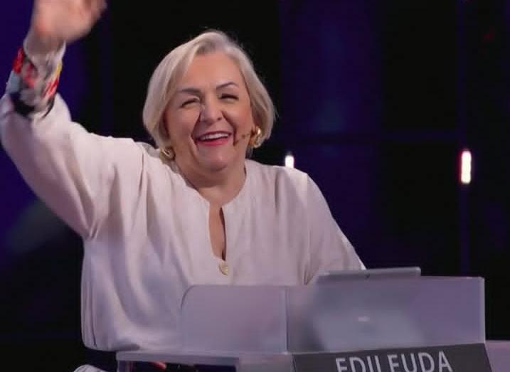 Professora aposentada divide metade do prêmio do Quem Quer Ser Um Milionário com sobrinho