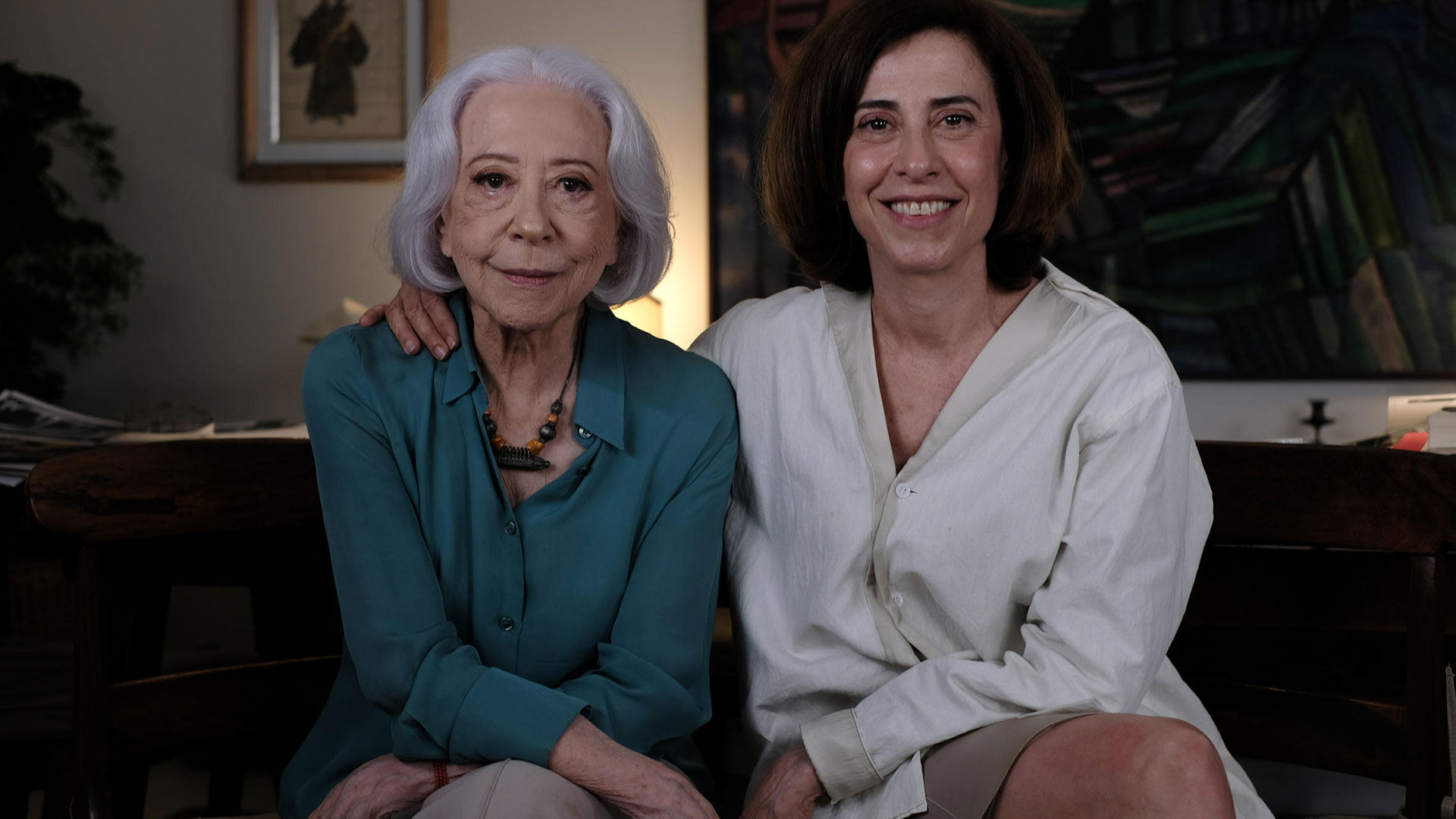 Fernanda Montenegro lê carta aberta para a filha Fernanda Torres