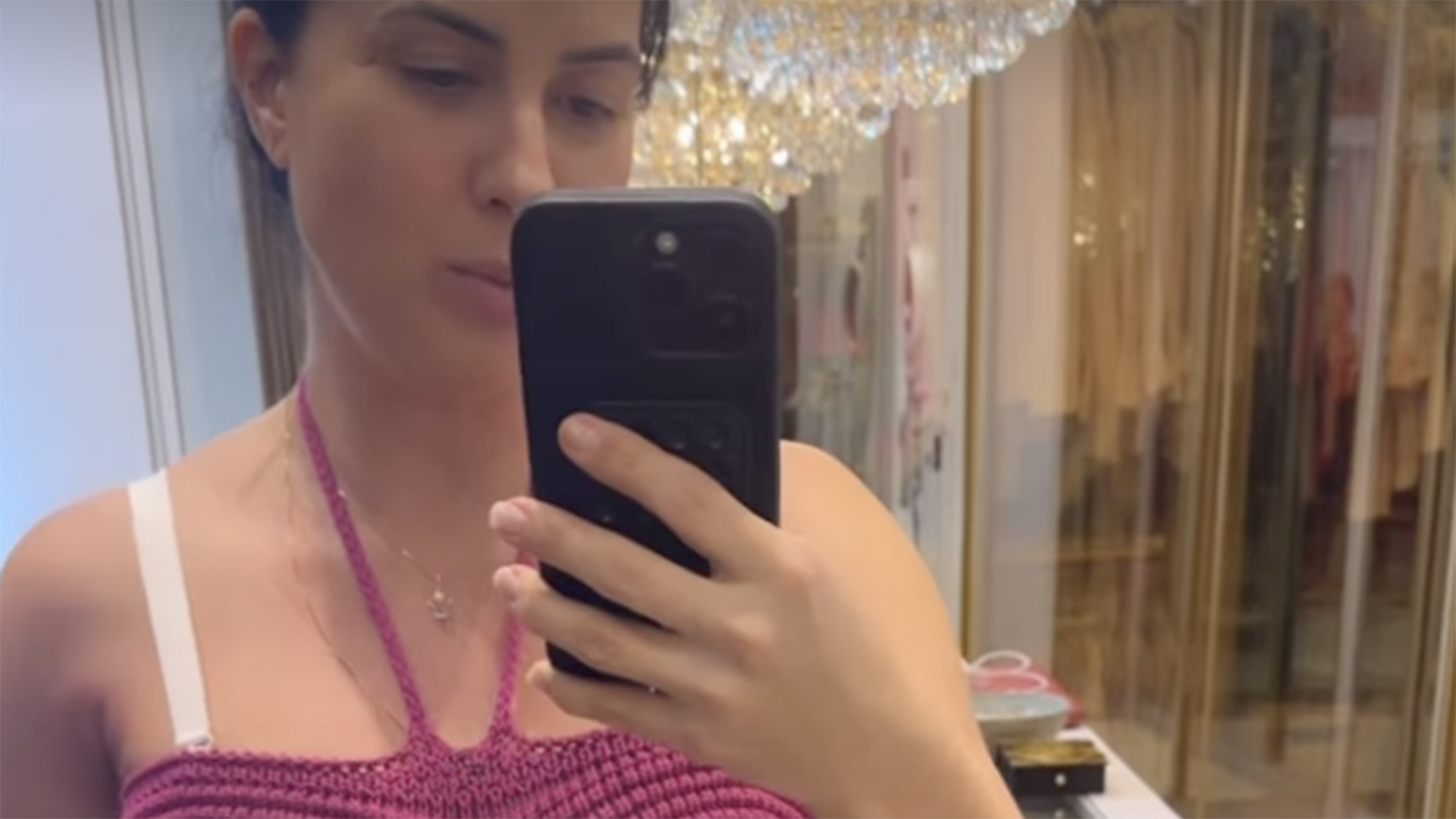 Graciele Lacerda exibe sua barriga pós-parto: ‘Voltando aos poucos’