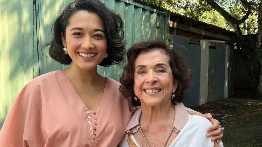Jacqueline Sato entrega bastidores de Volta por Cima com Betty Faria: ‘Não esqueço a primeira cena’