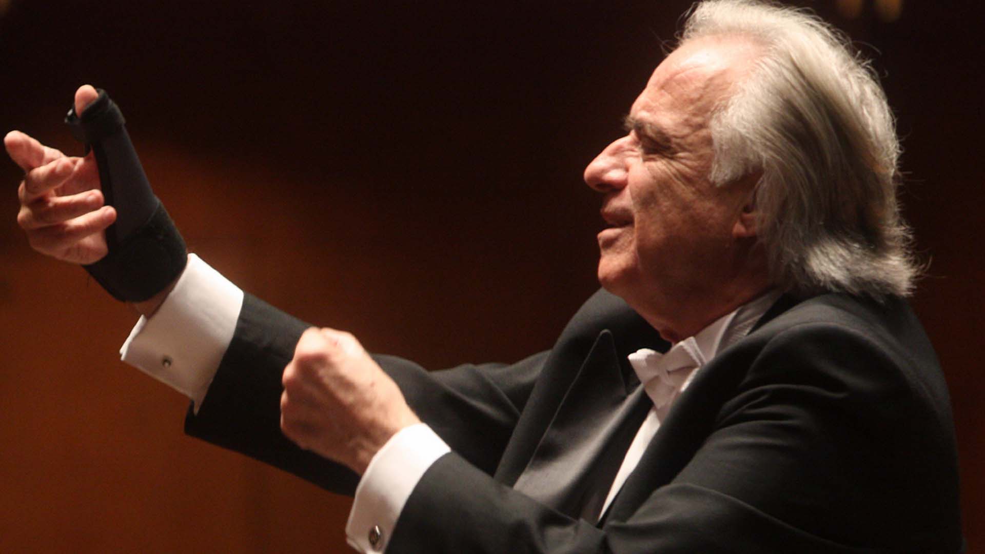 Estado de saúde do maestro João Carlos Martins é atualizado após cirurgia