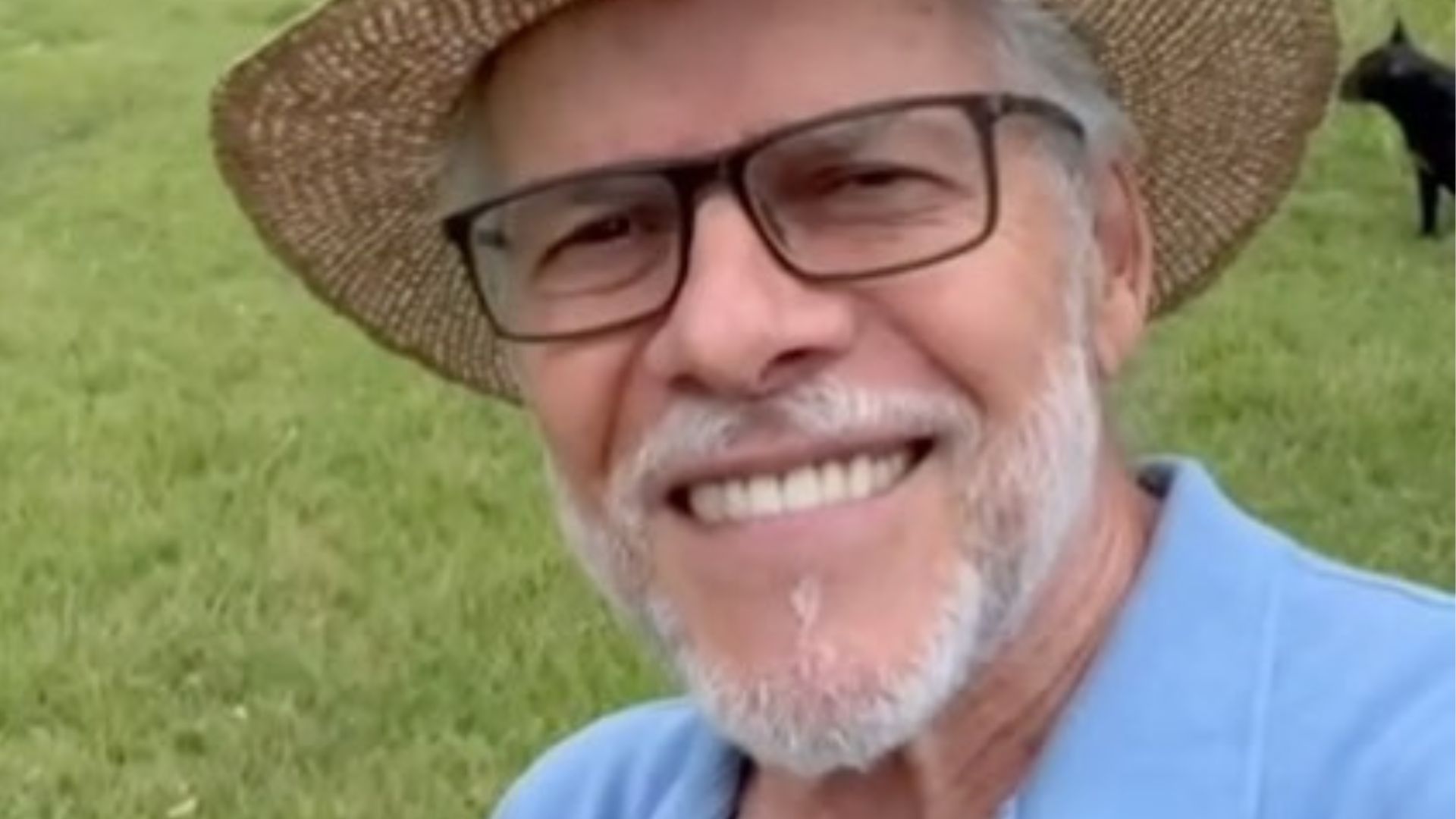 Longe das novelas, José Mayer faz rara aparição em vídeo descontraído