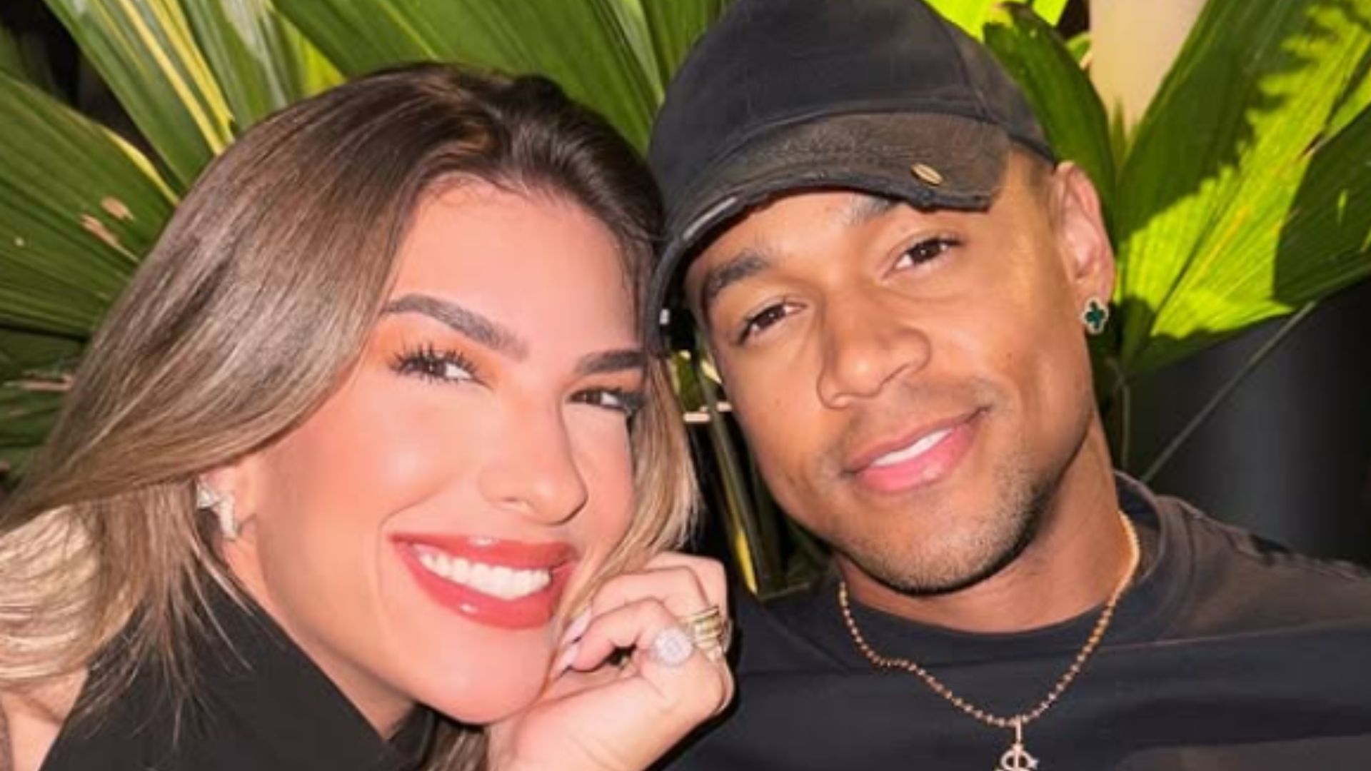 Lore Improta celebra mais um ano de relacionamento com Léo Santana: “Tão bom”