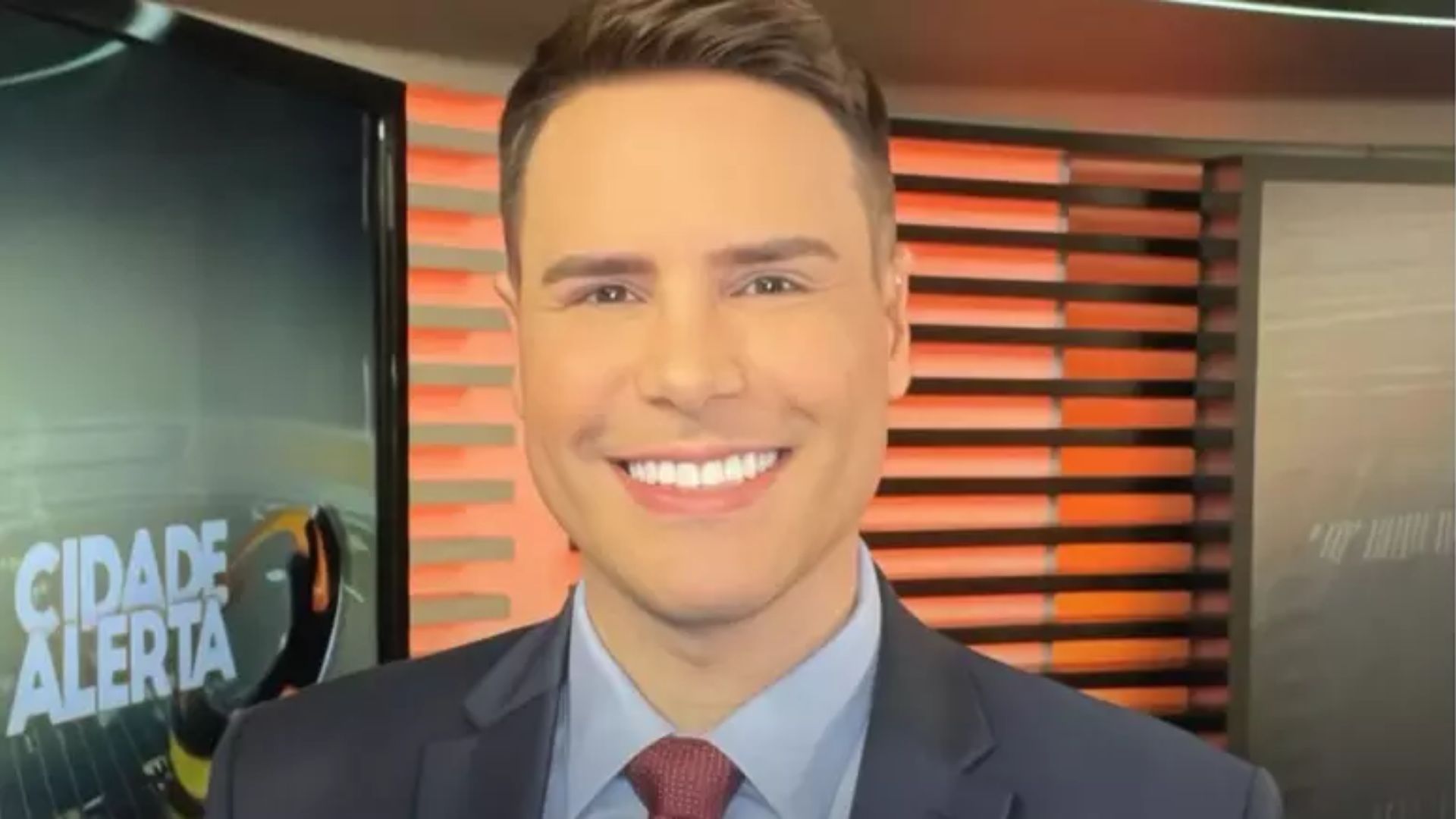 Após saída da Record, Luiz Bacci se despede do ‘Cidade Alerta’ com carta aberta