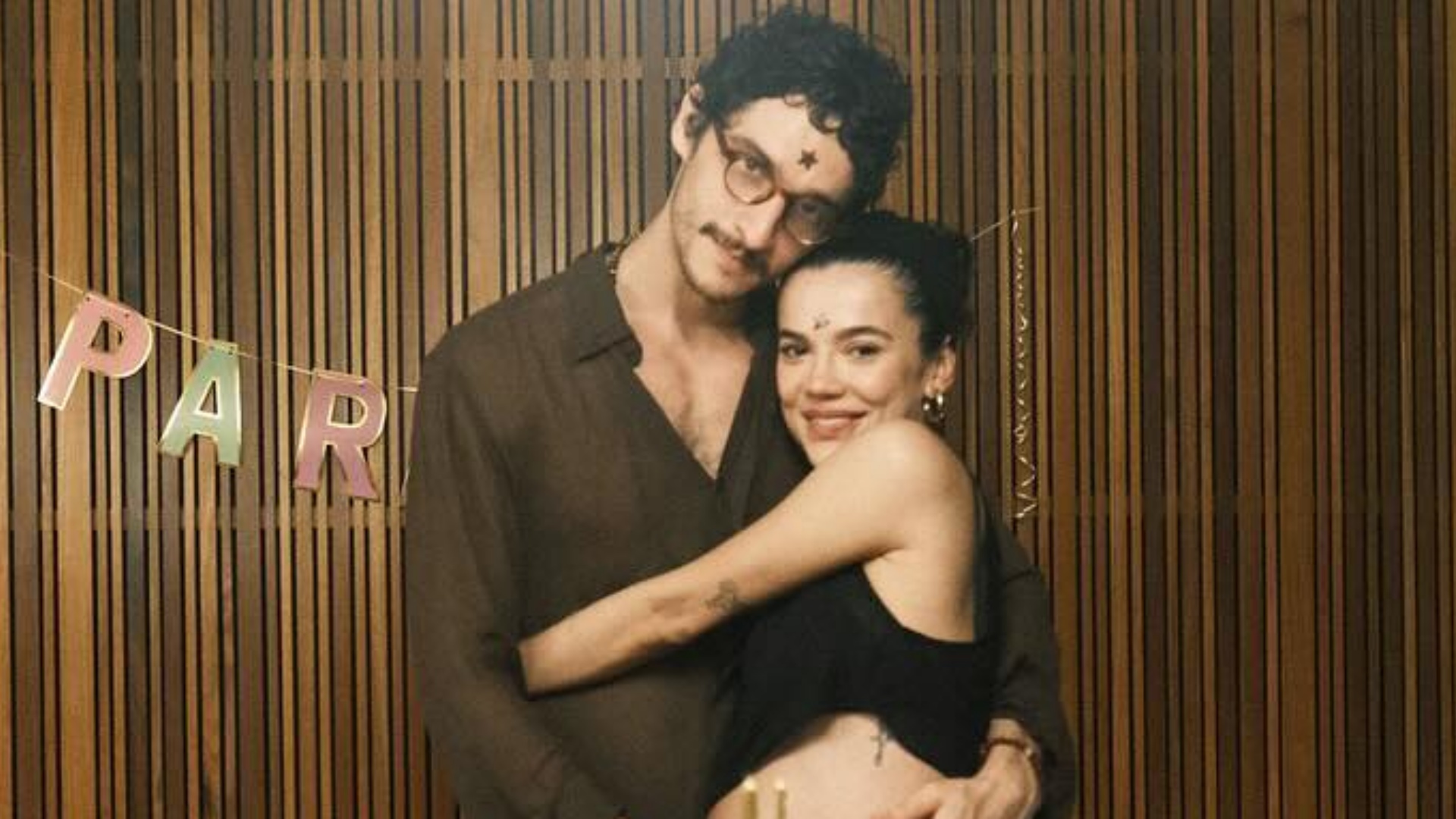Grávida, Manu Gavassi comemora aniversário com festa intimista: ‘Inesquecível’