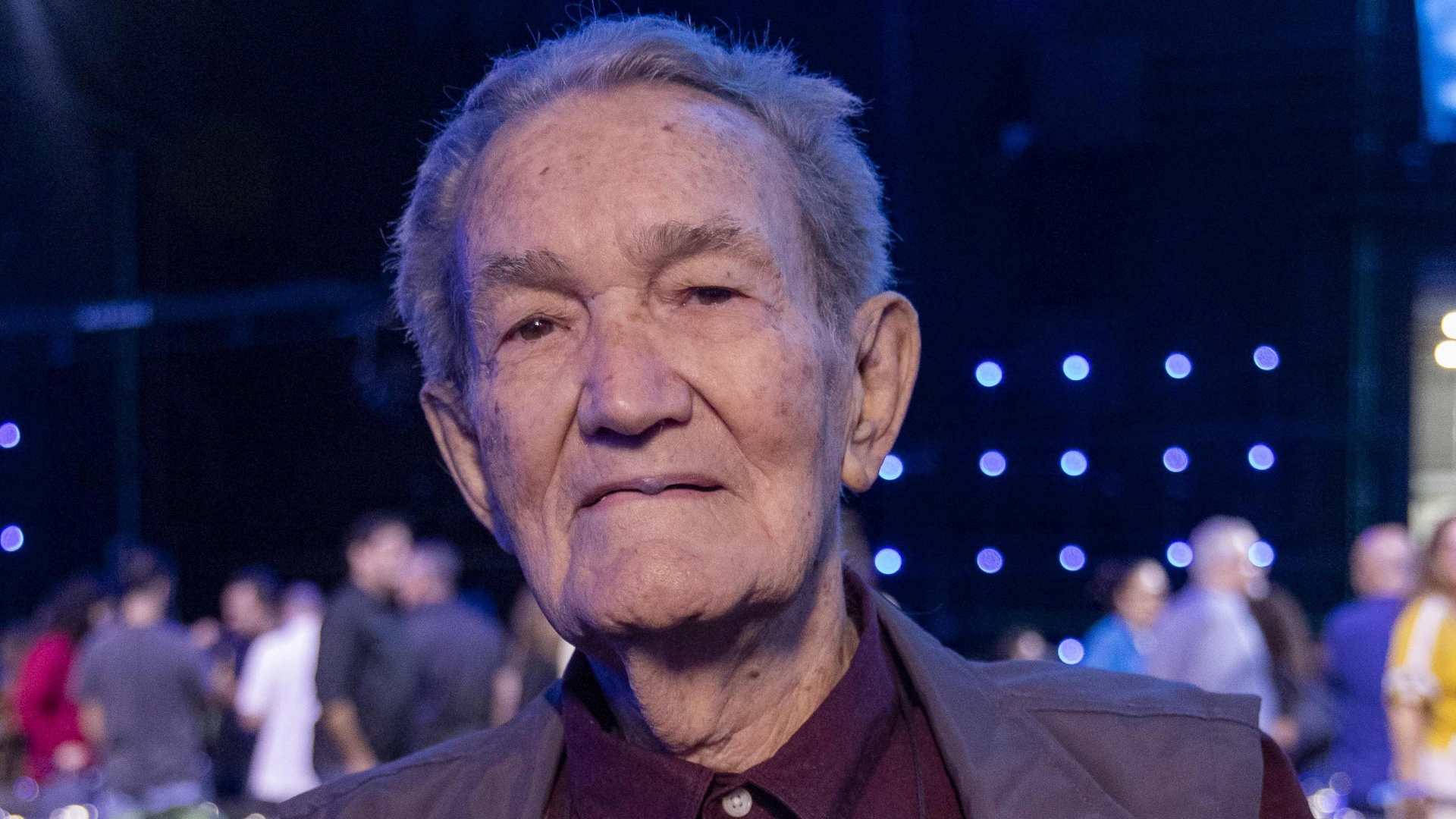 Léo Batista, a ‘voz marcante’ do jornalismo brasileiro, morre aos 92 anos