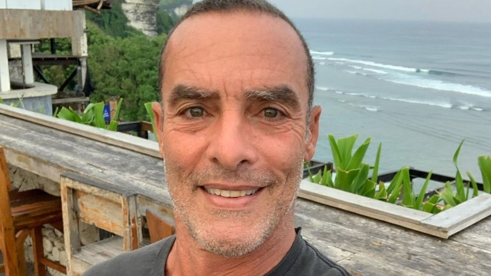Médico alerta para câncer enfrentado por Paulo Zulu: ‘Comum em homens acima dos 55 anos’