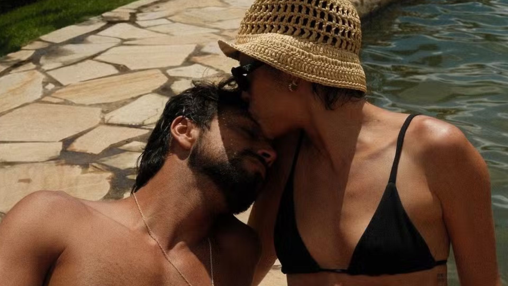 Rodrigo Simas e Agatha Moreira iniciam novo ano em clima de romance