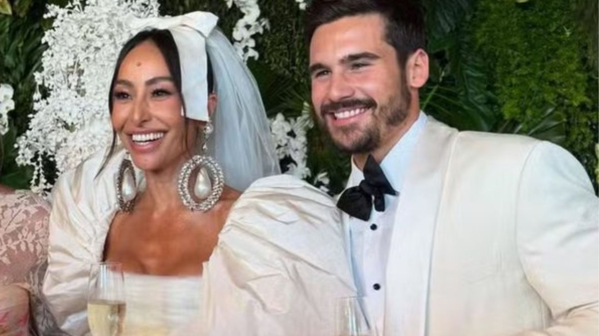 Sabrina Sato faz resumo do casamento e publica novas fotos de noiva
