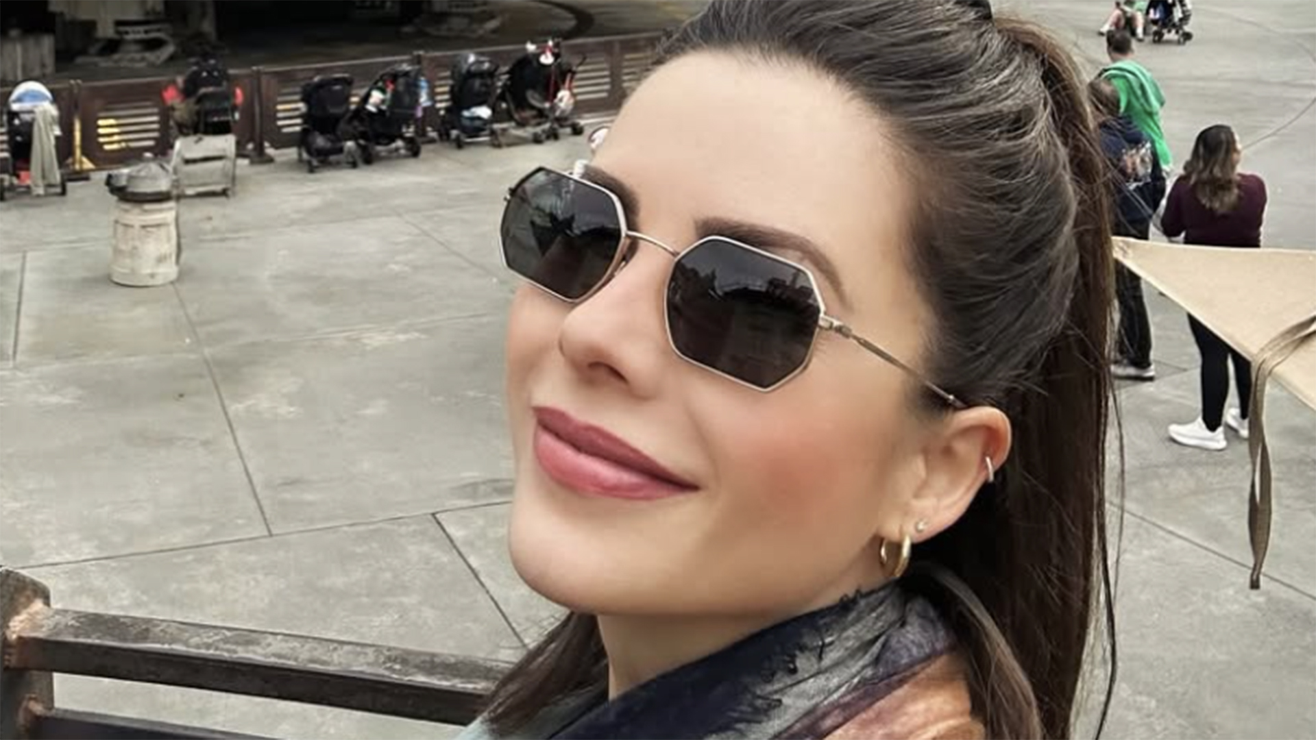 Sandy exibe foto rara com o filho e o tamanho do menino chama atenção