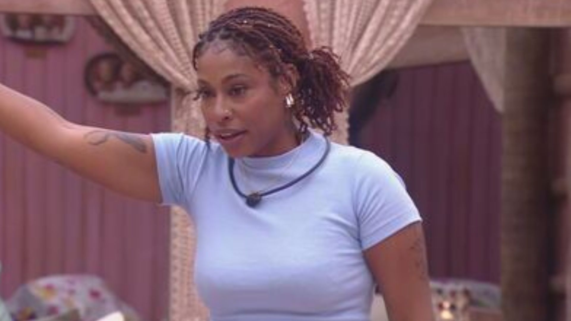 BBB 25: Thamiris alfineta sister e diz que ela é seu alvo no paredão