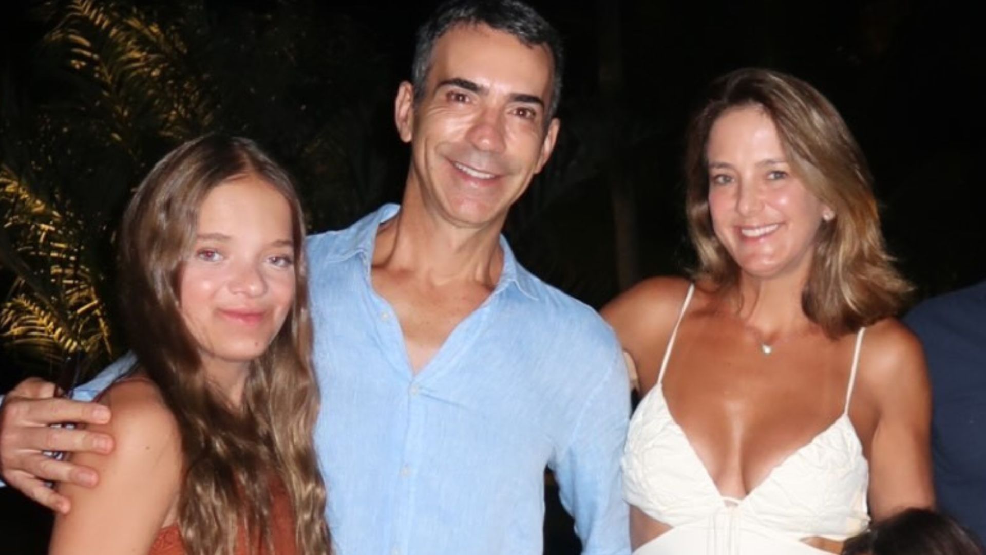 Ticiane Pinheiro mostra fotos de férias em família na Bahia