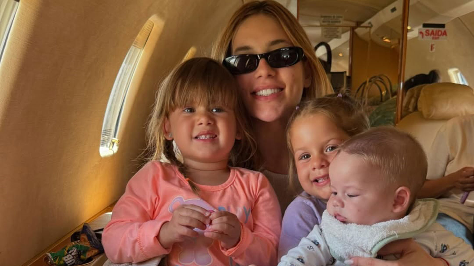 Virginia Fonseca encanta com novas fotos da família