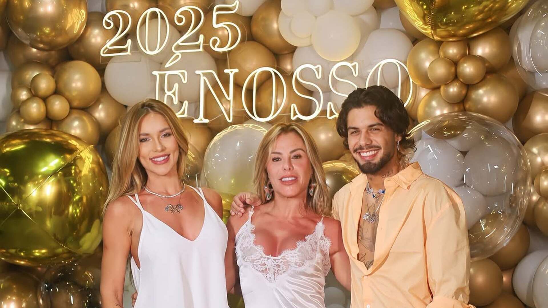 Virginia e Poliana Rocha mostram fotos de Ano Novo na fazenda de Leonardo