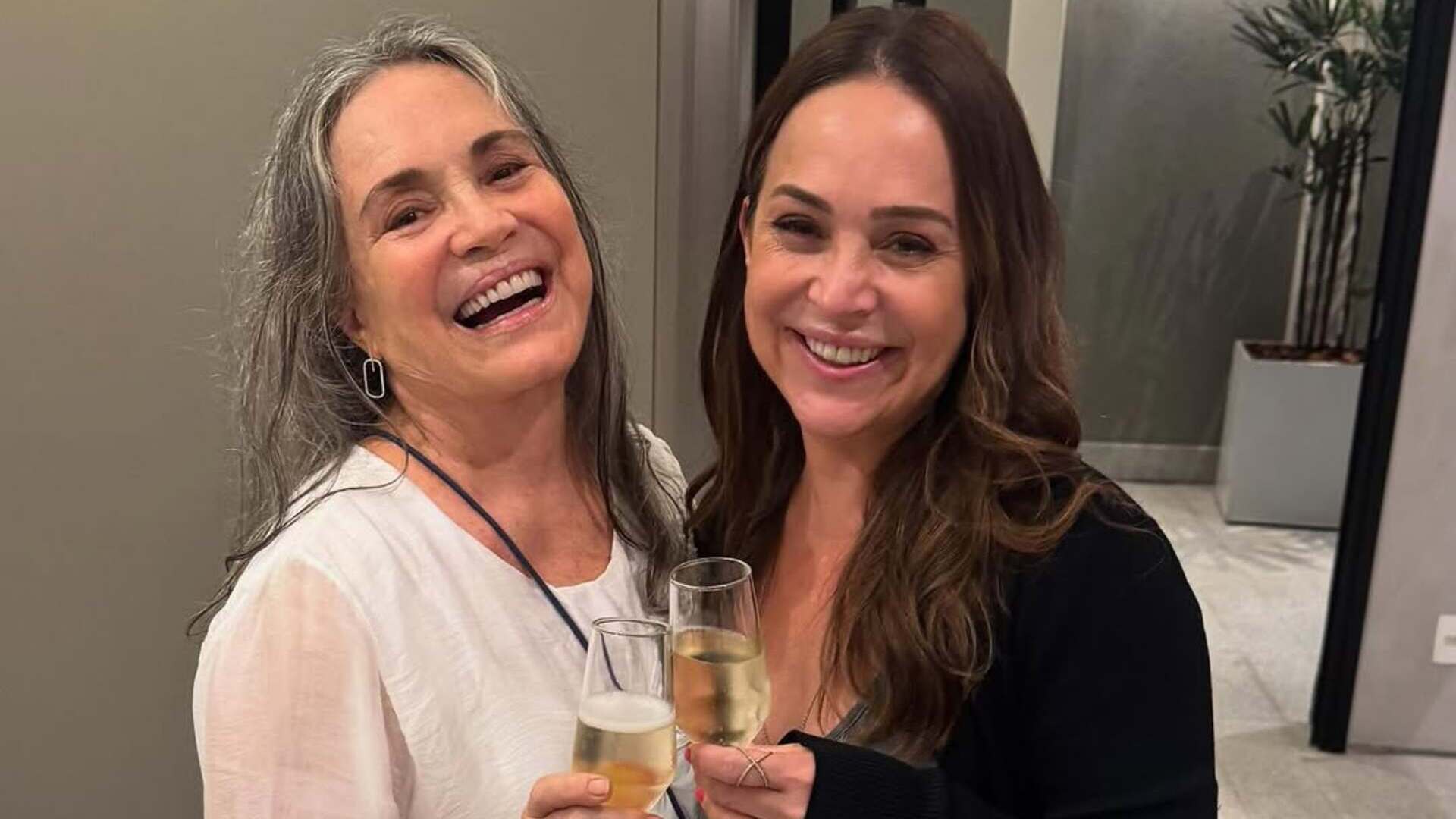 Gabriela Duarte mostra comemoração do aniversário de Regina Duarte