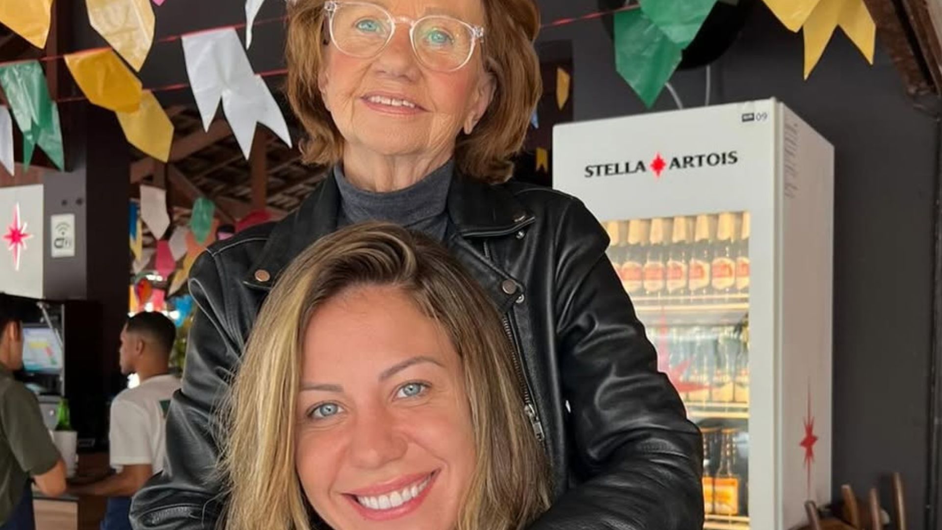 Bárbara Coelho comove ao falar sobre a morte da mãe: ‘Cuida de nós’