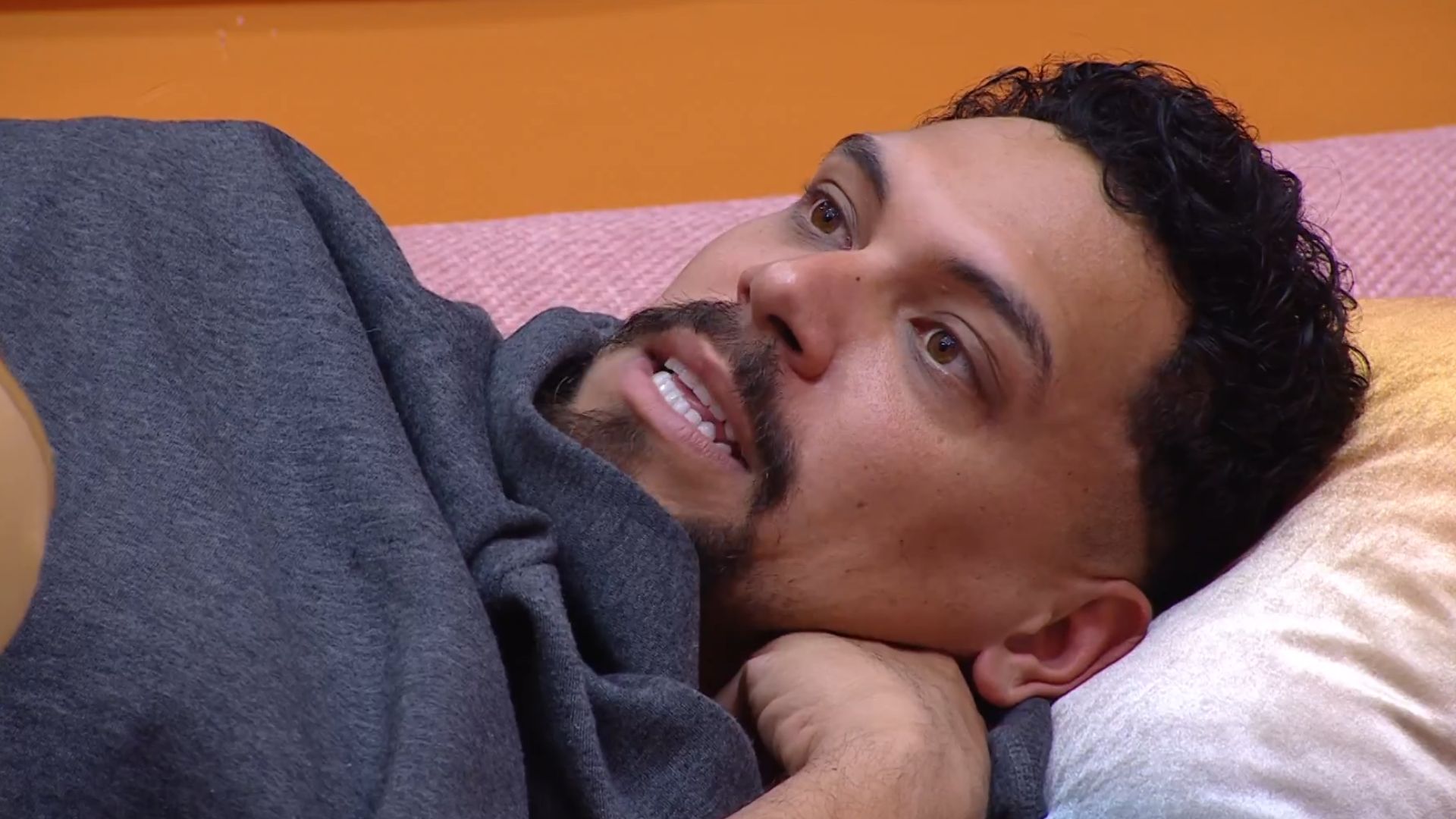 BBB 25: Vinicius rebate acusação de brother: ‘Pessoa sonsa’