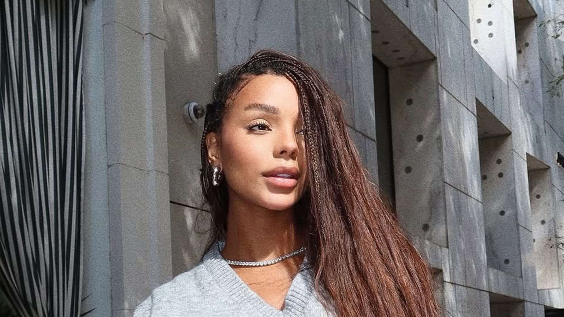 Brunna Gonçalves arrasa em novas fotos exibindo o barrigão