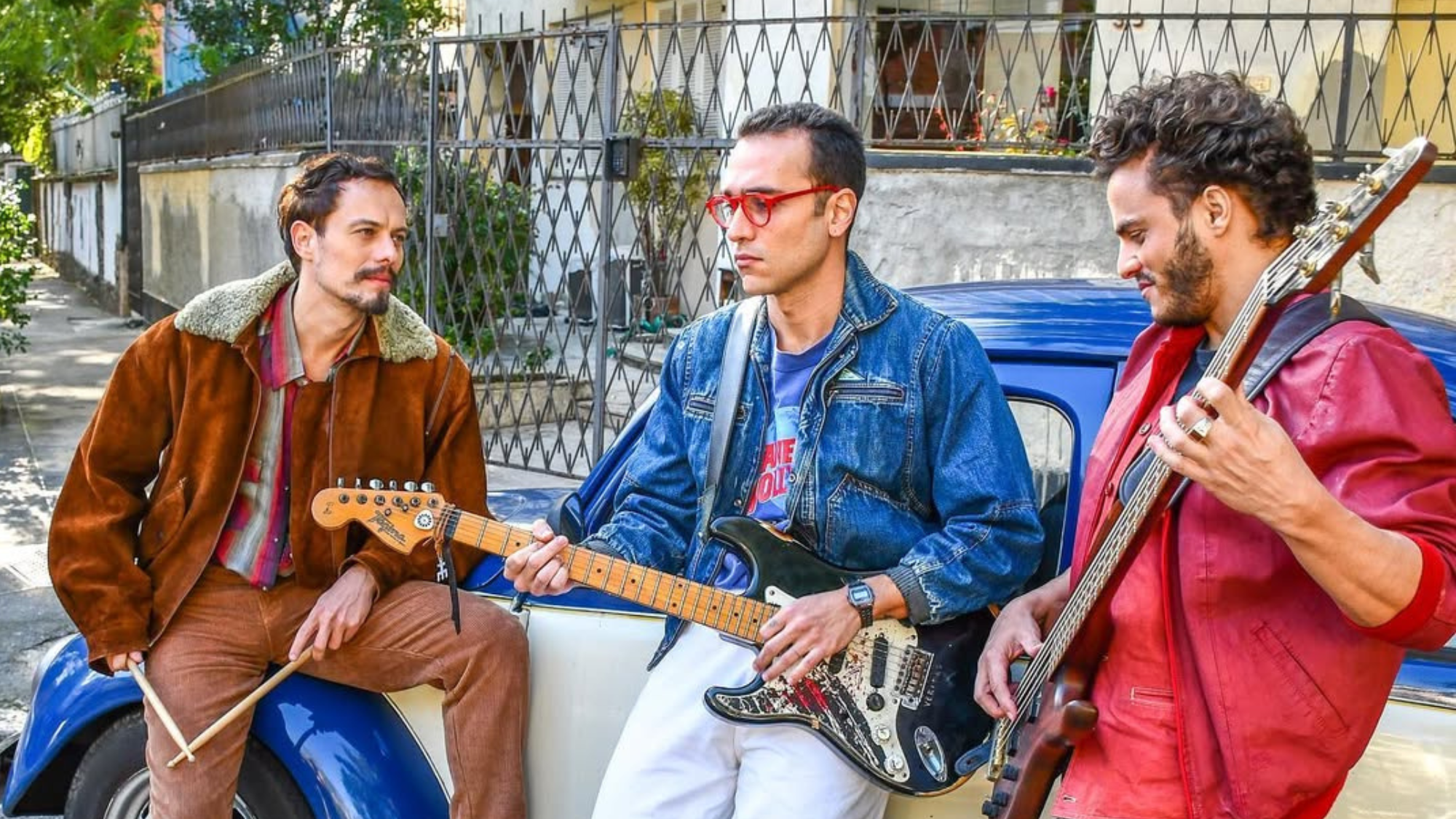 Atores de musical sobre Paralamas do Sucesso destacam amizade da banda: ‘Muito respeito’