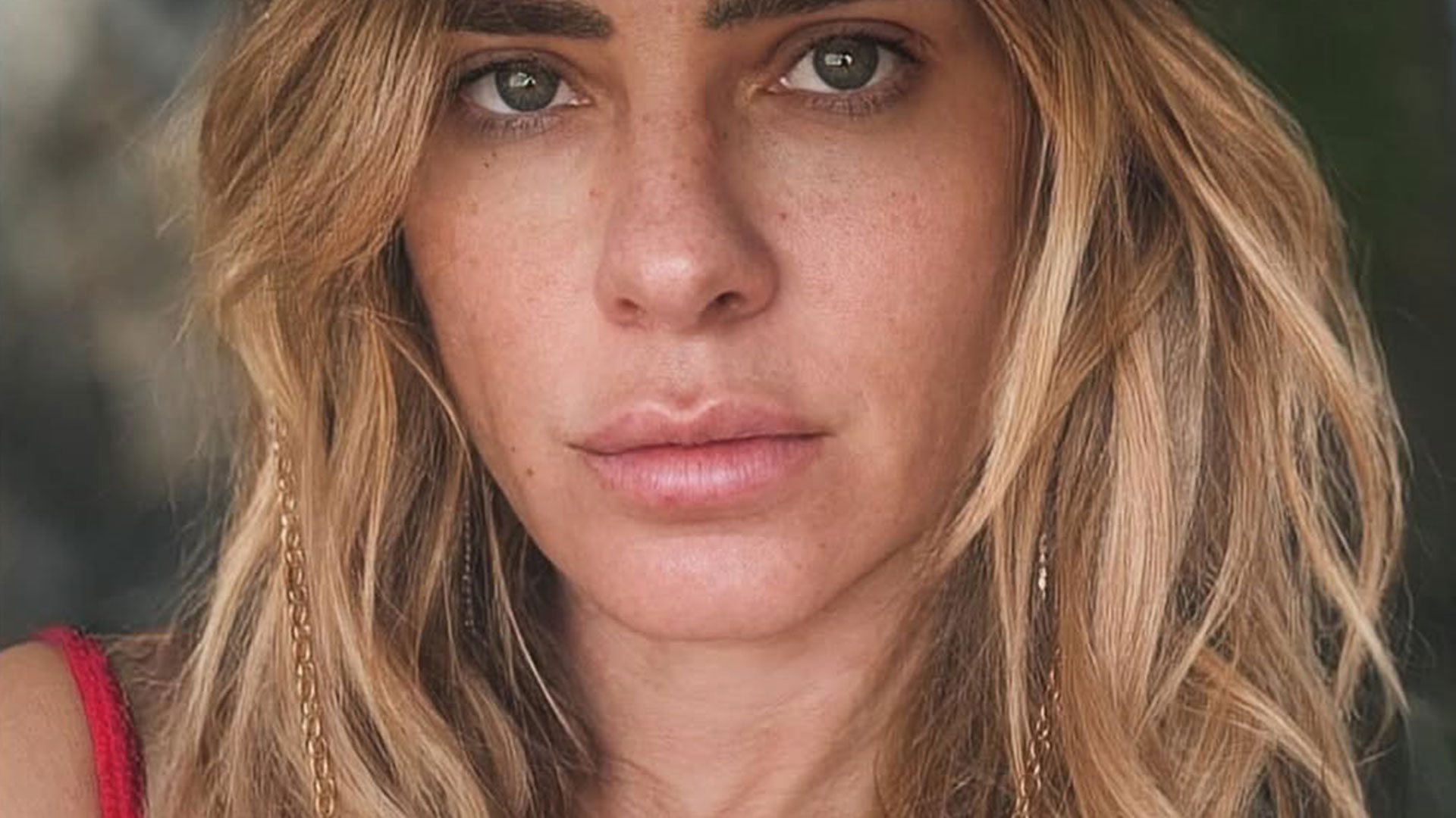 Carolina Dieckmann encanta em fotos de biquíni: ‘Dia cheio’
