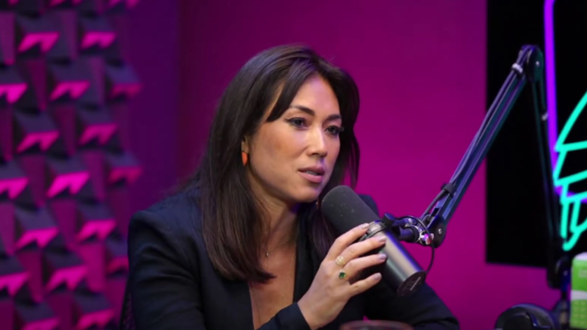 Danni Suzuki recorda o noivado com Ricardo Pereira: ‘Me traía’
