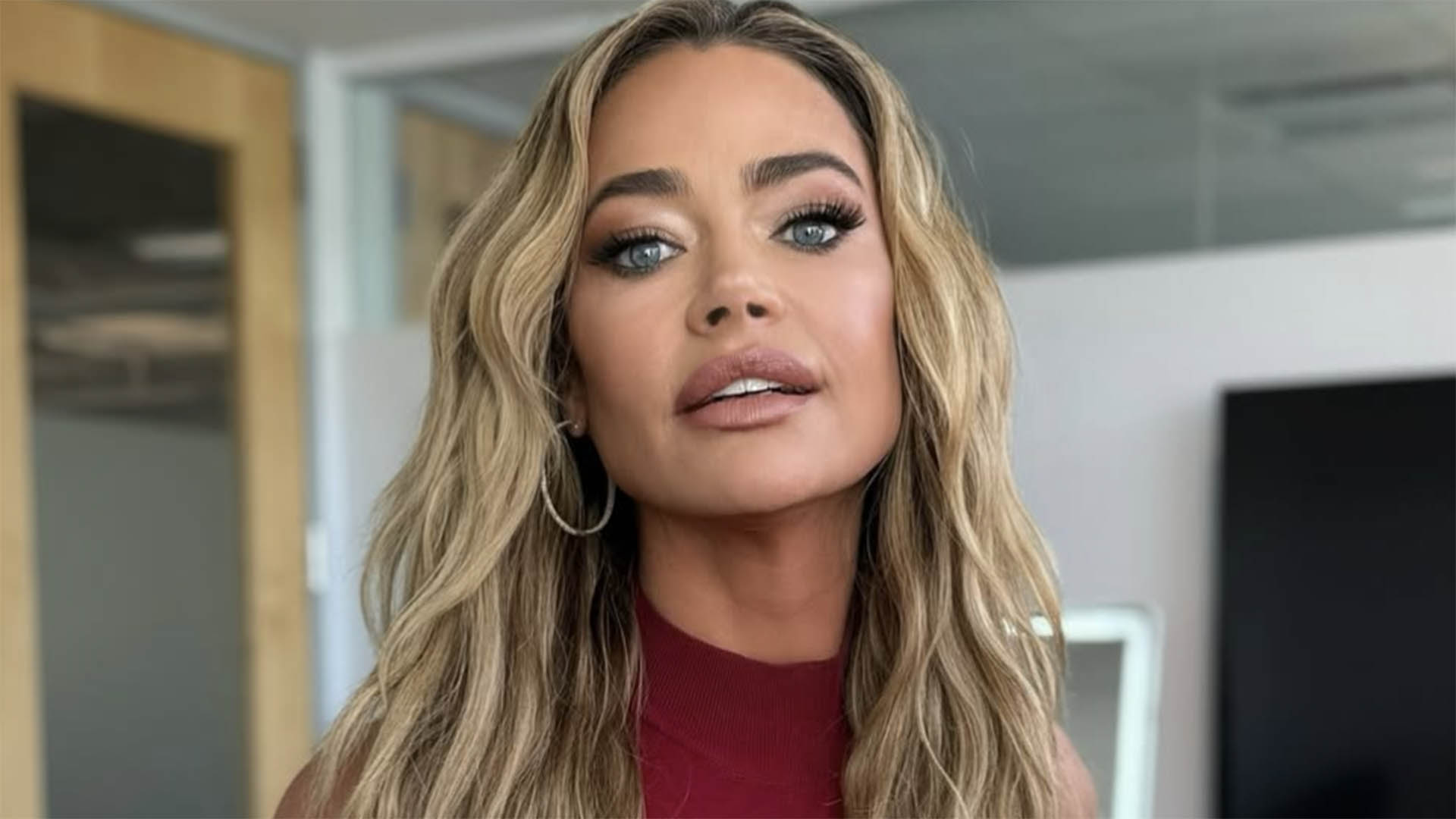 Modelo Denise Richards diz que a filha possui anormalidade rara