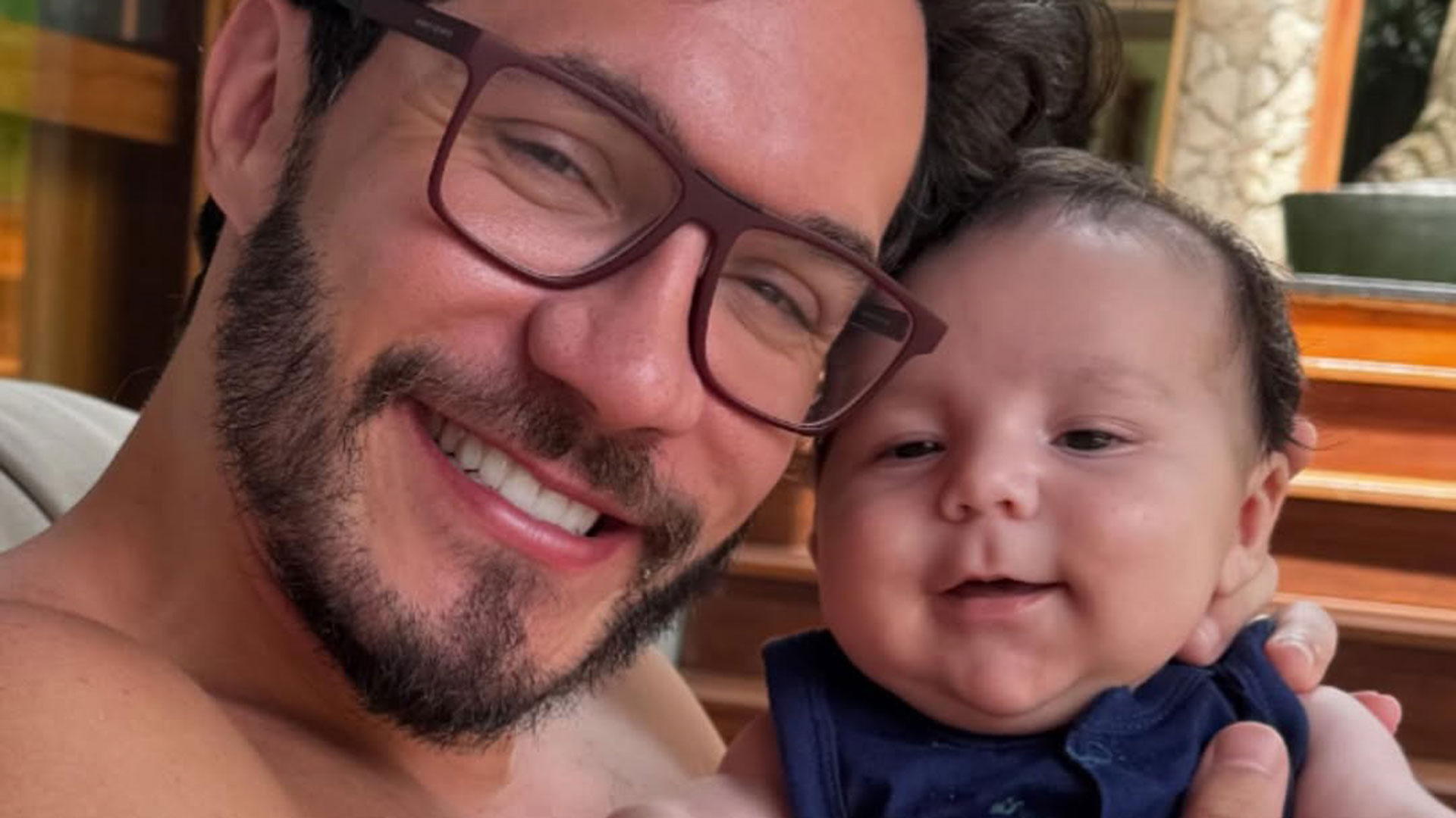 Eliezer celebra três meses de Ravi: ‘Meu guerreirinho’