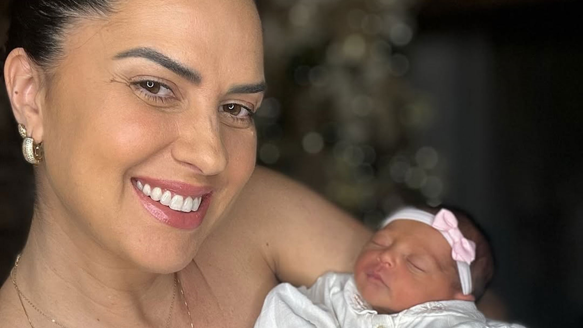 Graciele Lacerda sofre ao deixar filha em casa e se preocupa com o futuro
