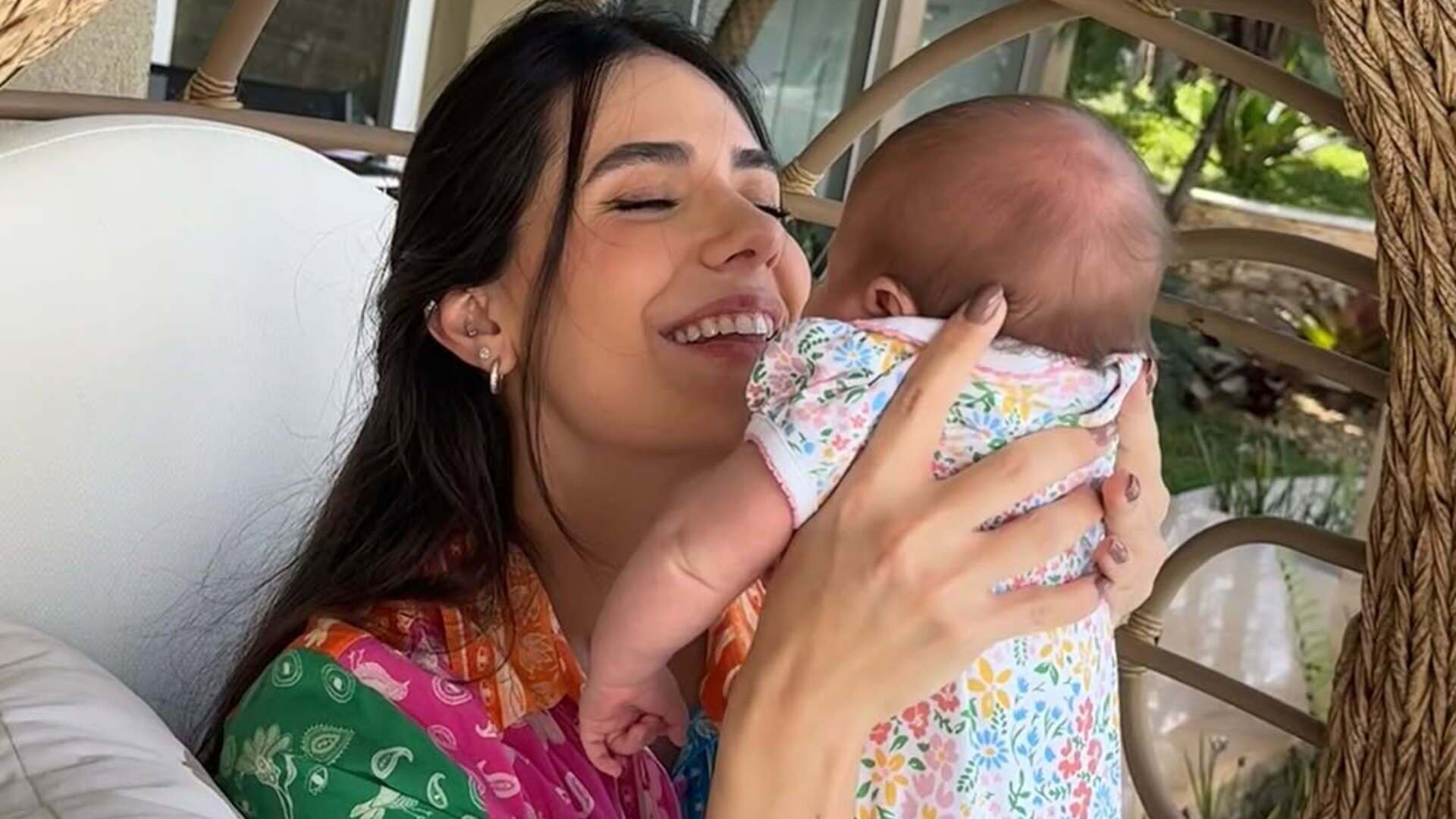Jade Magalhães mostra momentos com Luan Santana e sua filha: ‘Cresceu’