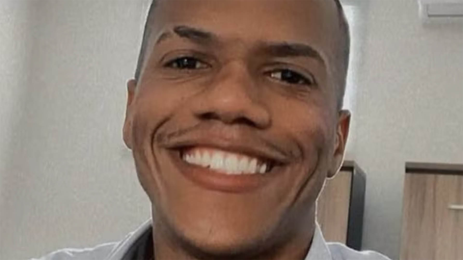 Jogador de futsal morre aos 27 anos durante treino do time