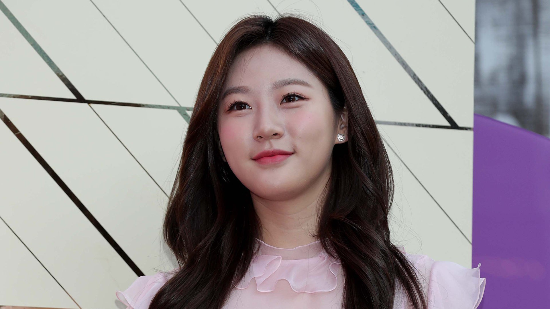 Atriz sul-coreana de série da Netflix morre aos 24 anos