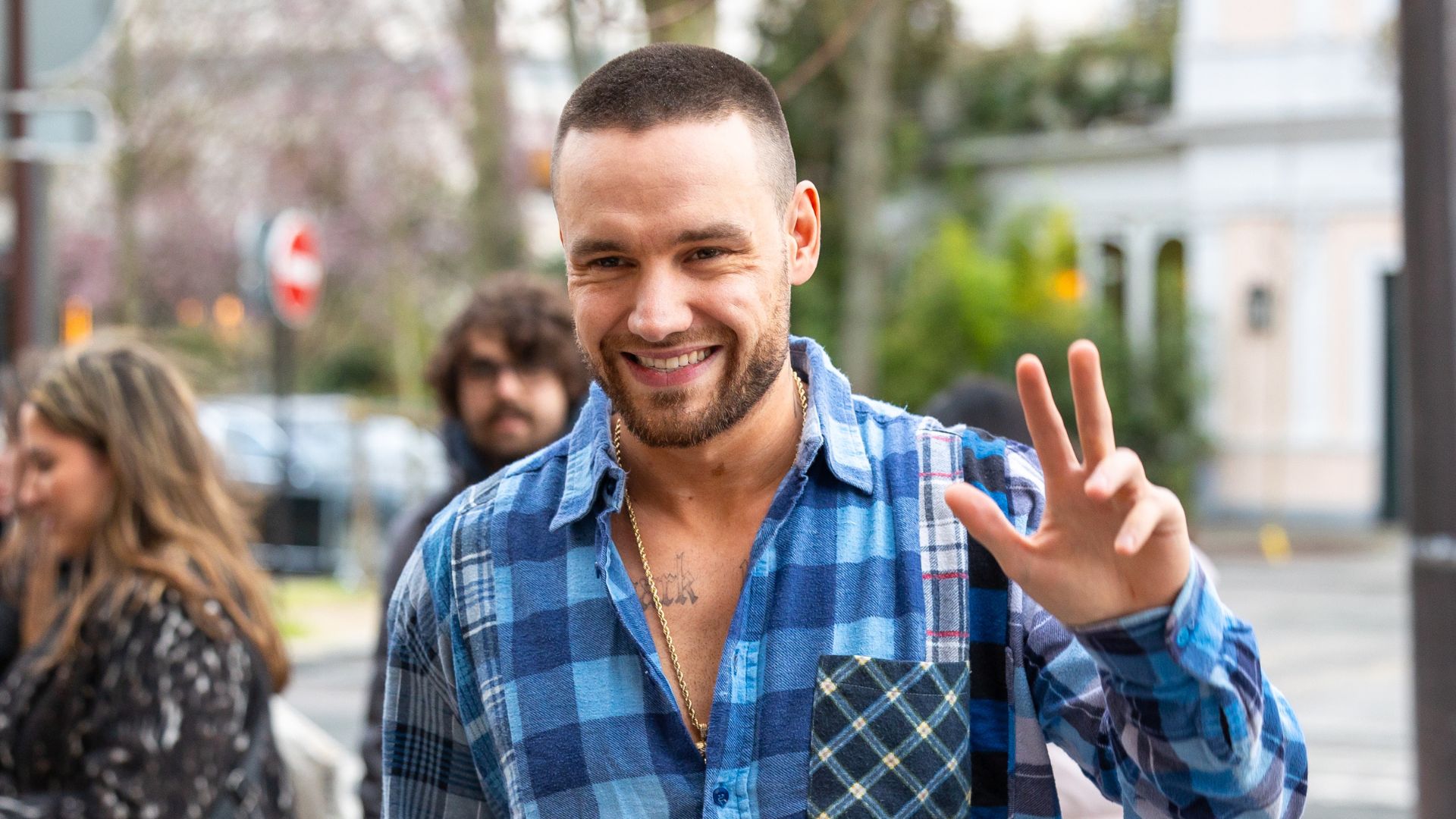 Justiça toma decisão sobre amigo de Liam Payne e funcionários após morte do cantor