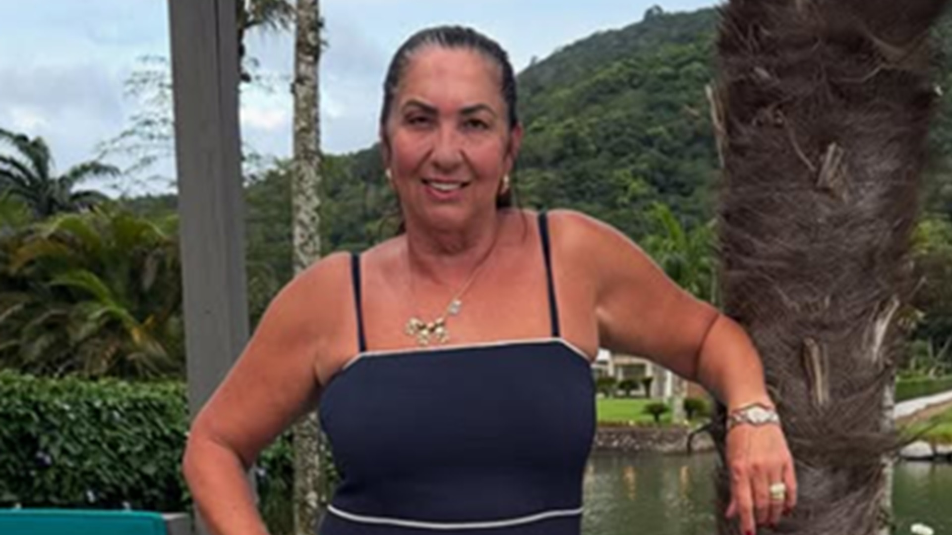 Mãe de Virginia Fonseca compartilha clique inédito ao lado do namorado: ‘Com ele’
