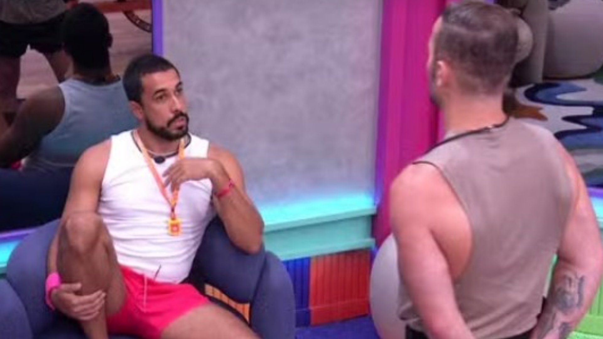 BBB 25: Maike pede desculpas para Diego Hypolito: ‘Não sei te feriu’