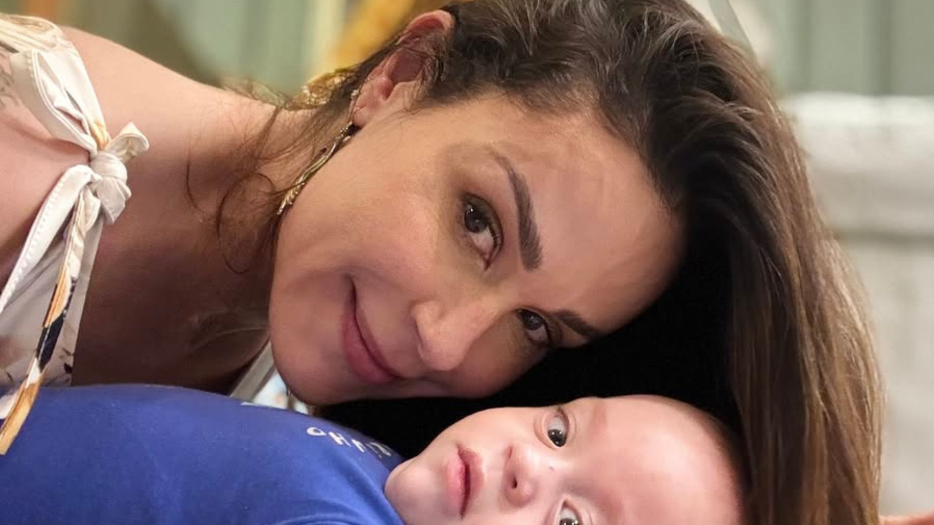 Nadja Haddad se derrete ao postar cliques inéditos do filho: ‘Saiu de mim’